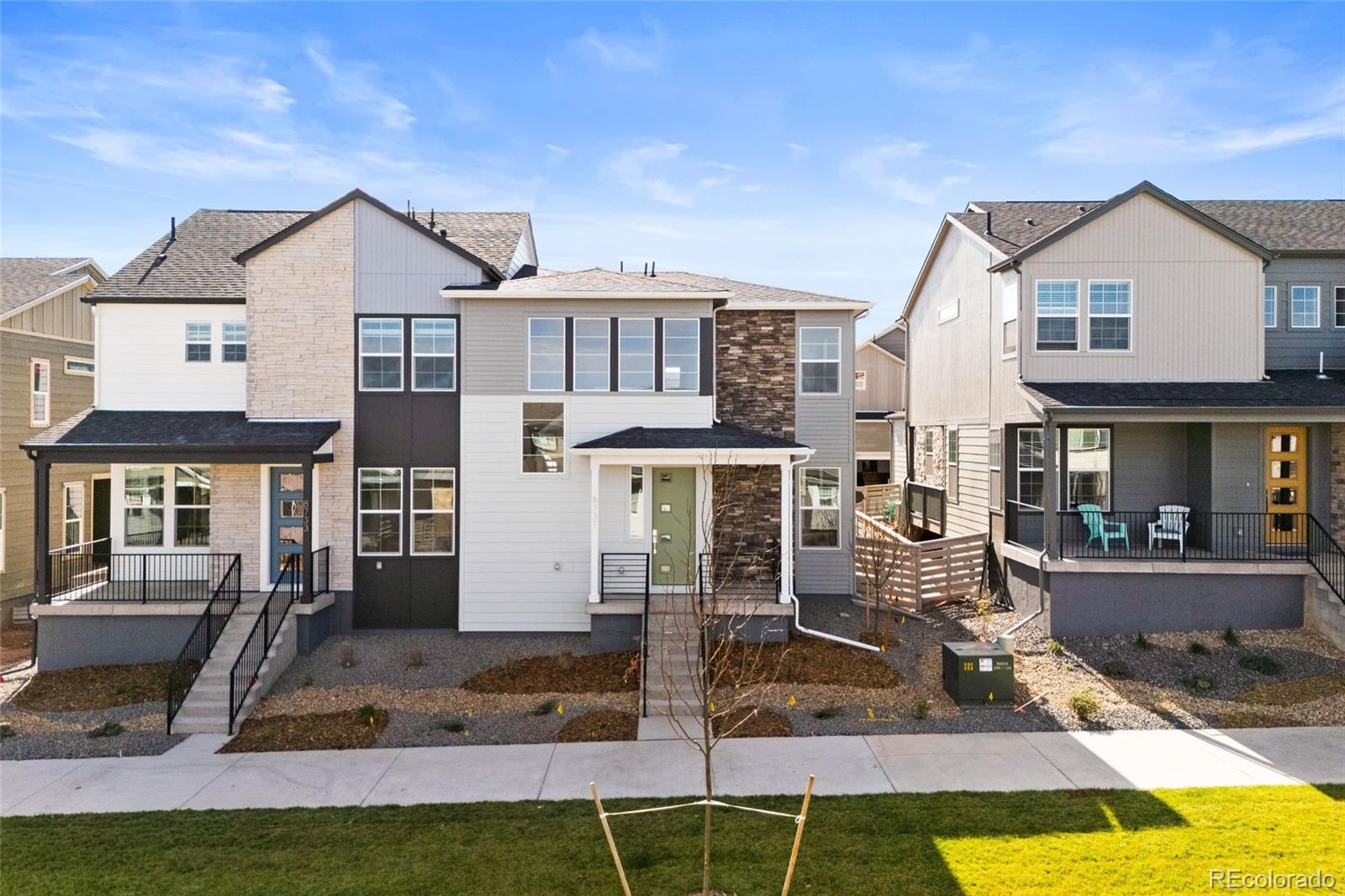 Sterling Ranch Littleton Home | MLS #: 93747698731  Whiteclover Street, Littleton Beds: 3 Baths: 3 Price: $549,900