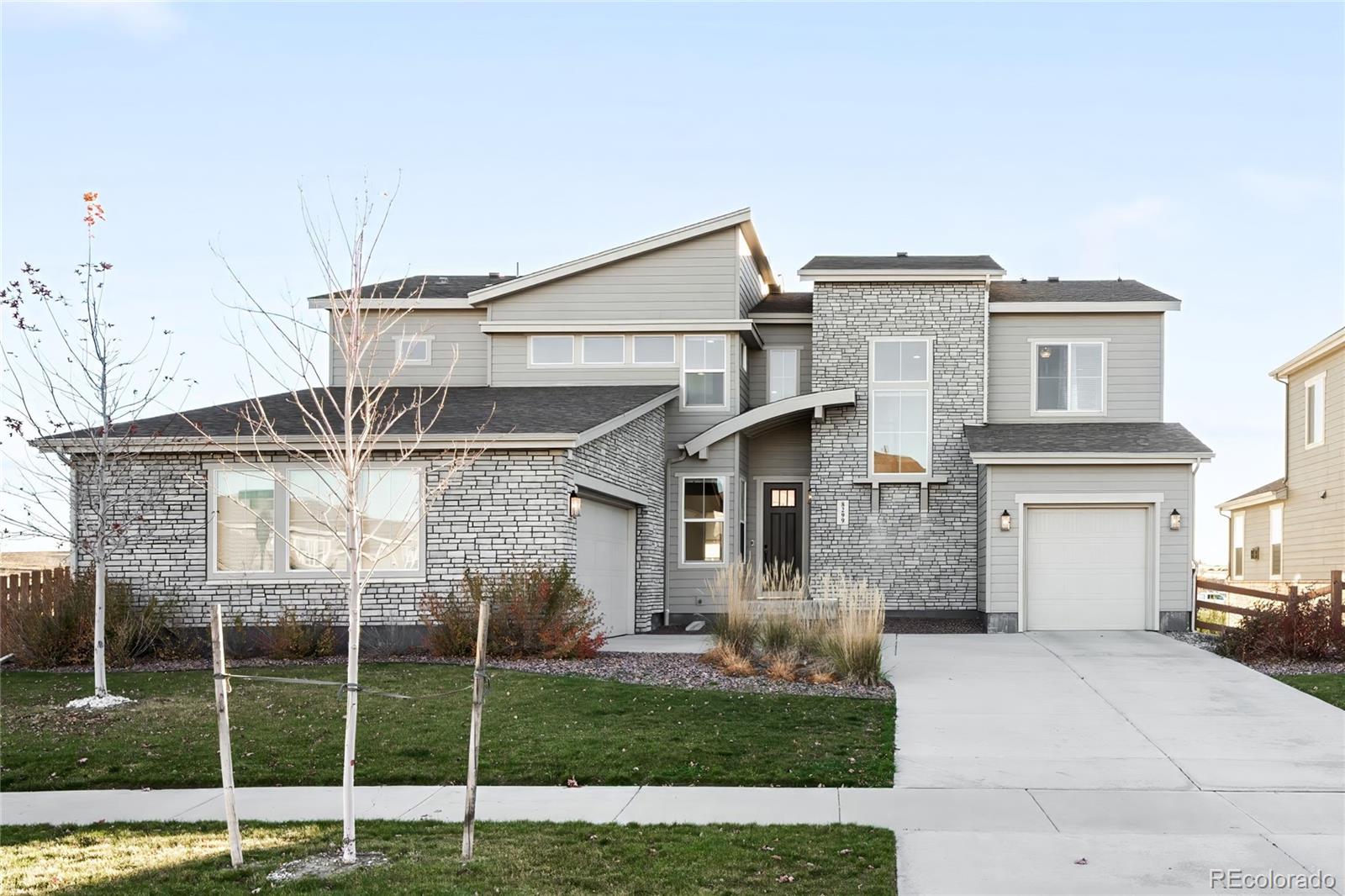 Whispering Pines Aurora Home | MLS #: 17271188299 S Kellerman Circle, Aurora Beds: 4 Baths: 5 Price: $919,000