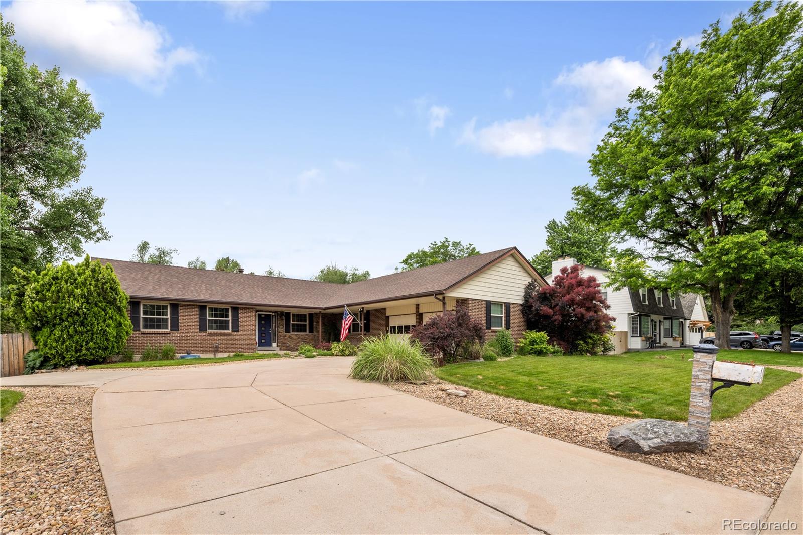 5292 w fair drive, Littleton sold home. Closed on 2026-01-28 for $885,000.