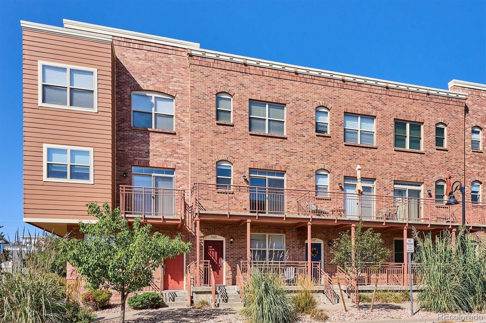 Villages Arvada Condo / Townhome | MLS #: 60935045409  Zephyr Court 5409, Arvada Beds: 2 Baths: 2 Price: $487,500