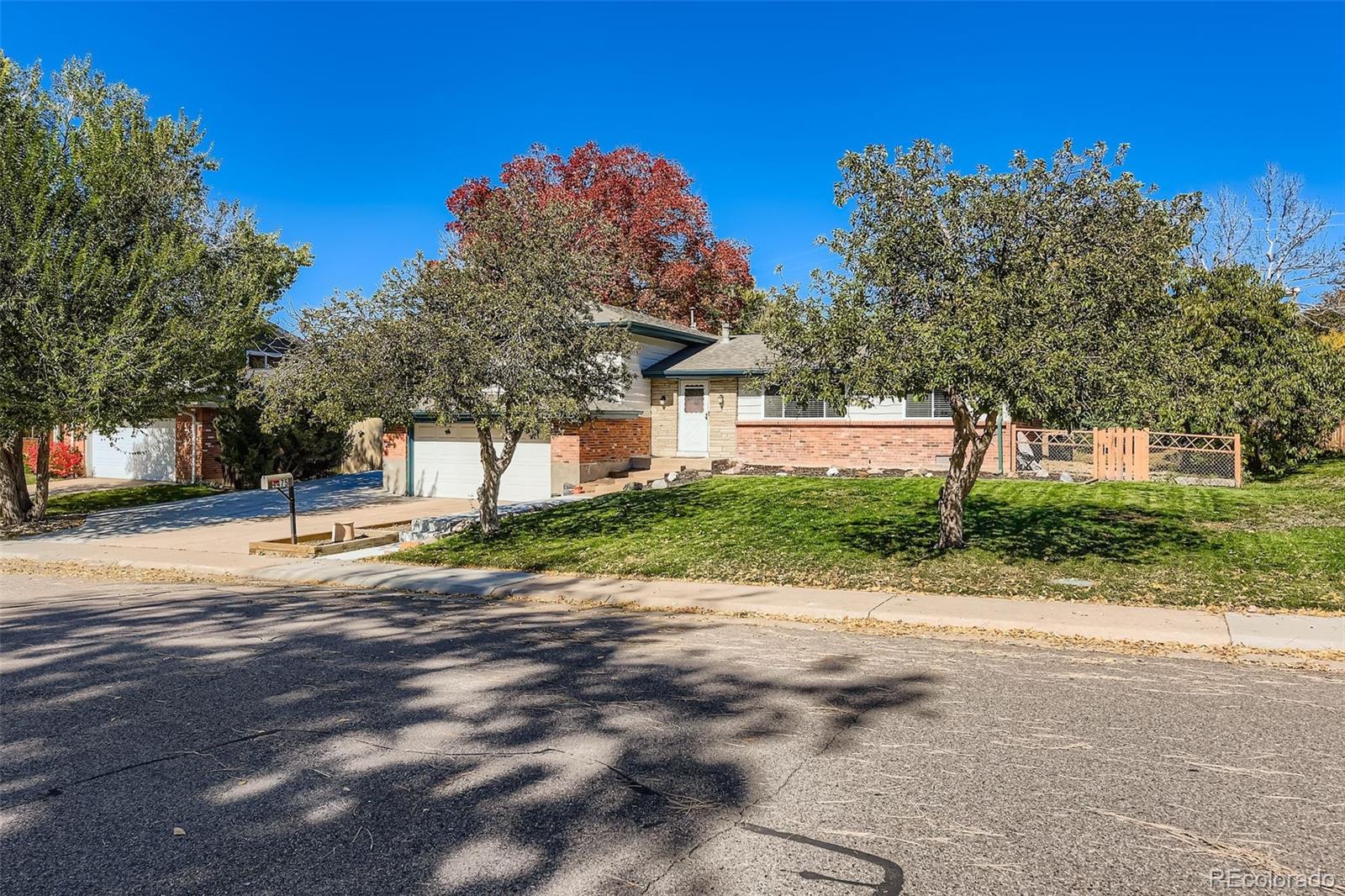 Ridgeview Hills Centennial Home | MLS #: 83715704475 E Hinsdale Place, Centennial Beds: 3 Baths: 3 Price: $570,000