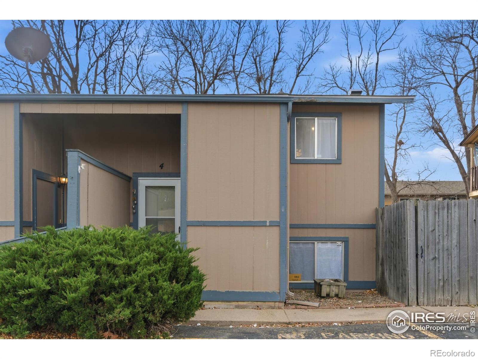 1730  palm drive, Fort Collins sold home. Closed on 2026-02-20 for $275,500.