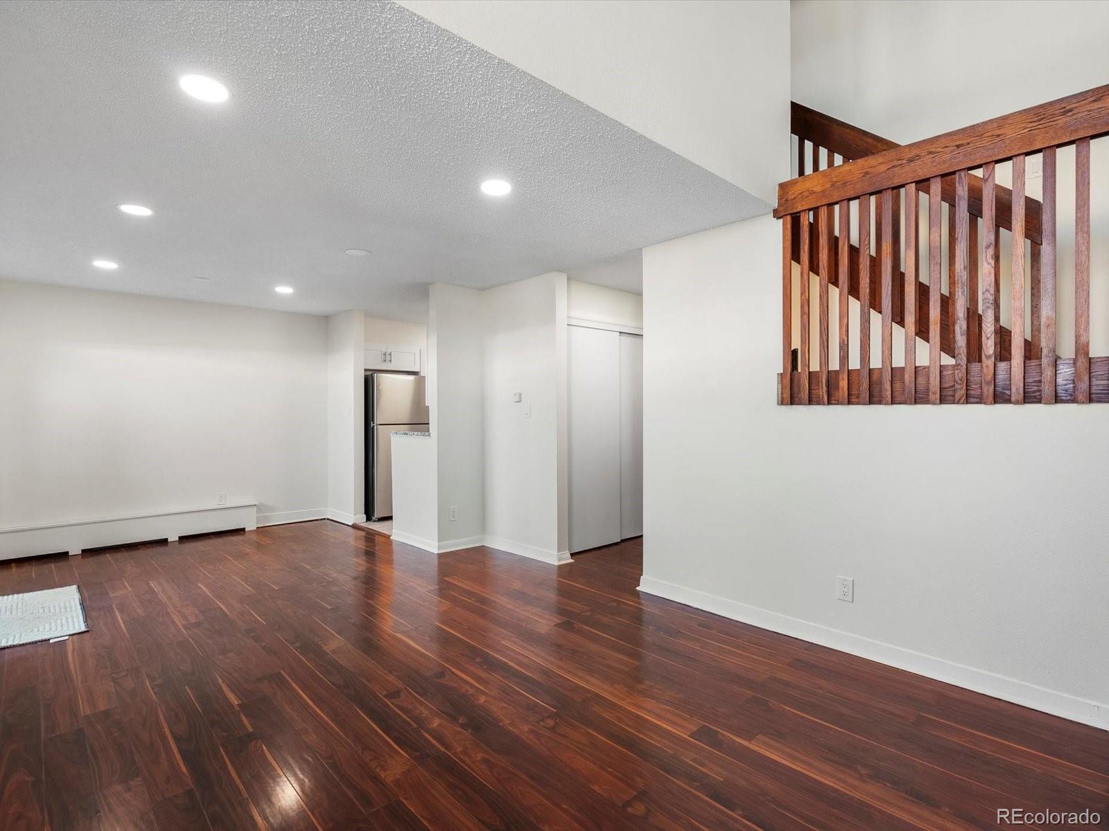 Plaza De Monaco Denver Condo / Townhome | MLS #: 95014532835 S Monaco Parkway 1-105, Denver Beds: 3 Baths: 2 Price: $279,900