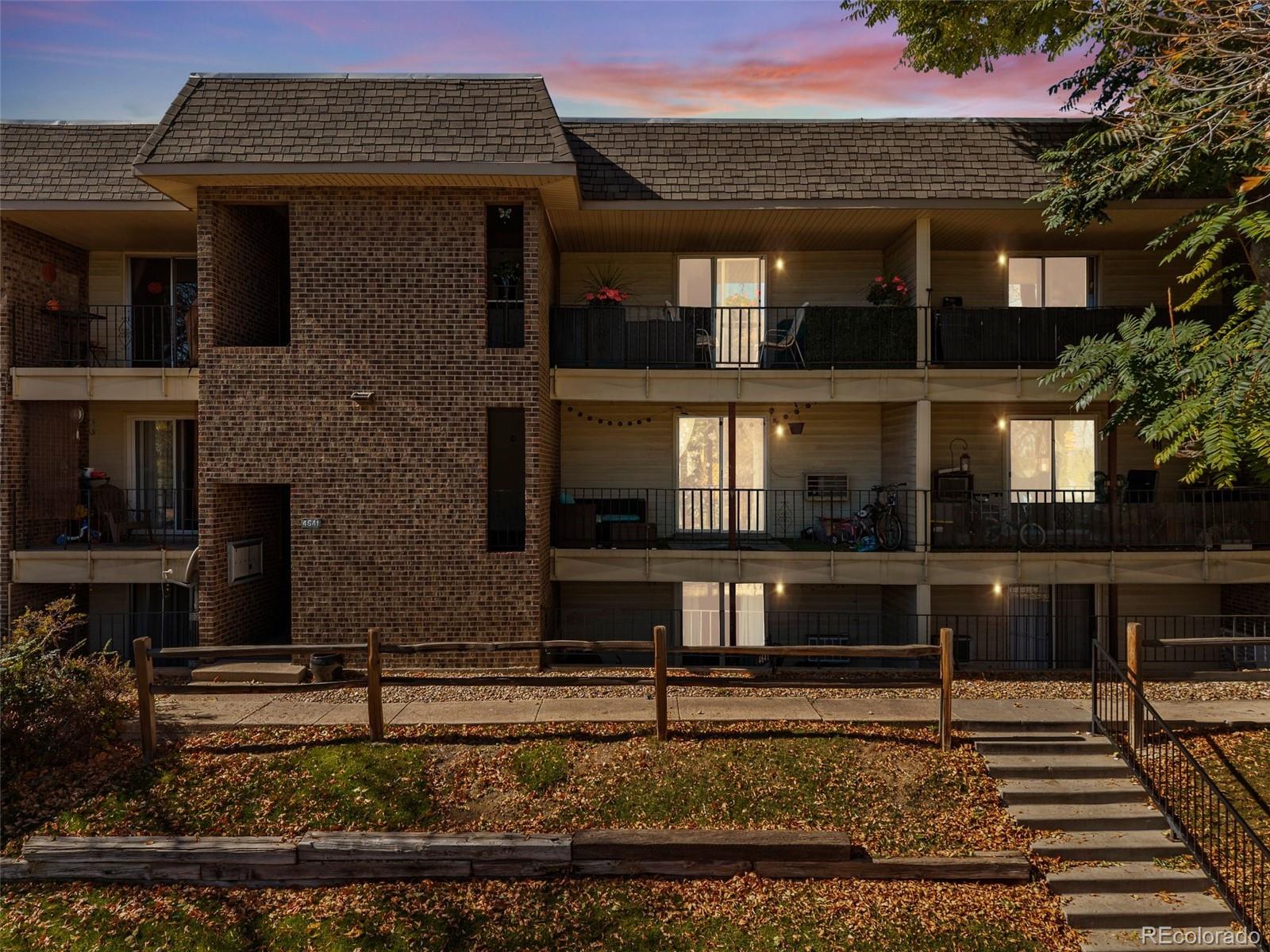 Mark Denver Condo / Townhome | MLS #: 69319264641 S Lowell Boulevard D, Denver Beds: 2 Baths: 1 Price: $190,000