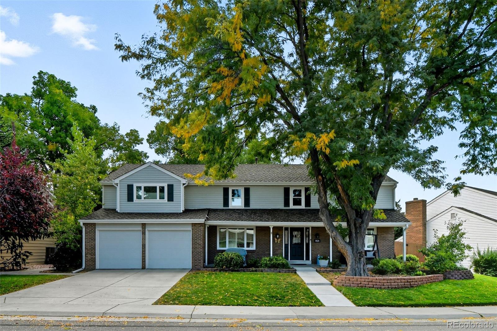 Homestead Centennial Home | MLS #: 79991677026 S Magnolia Circle, Centennial Beds: 5 Baths: 4 Price: $1,375,000