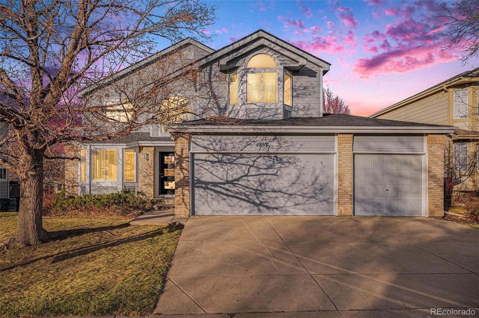 Woodgate Aurora Home | MLS #: 43979894853 S Eagle Circle, Aurora Beds: 4 Baths: 3 Price: $650,000