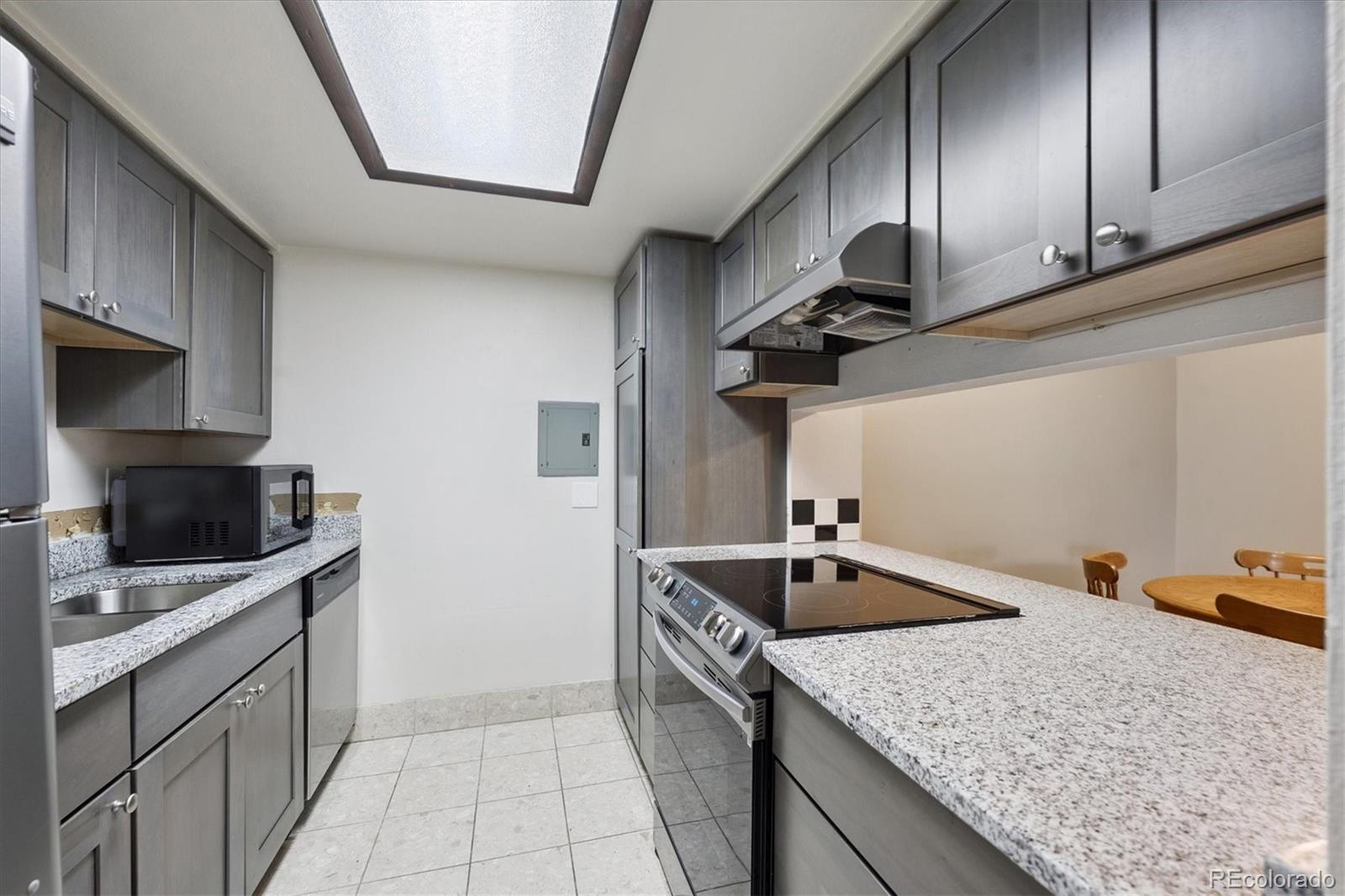 Cottonwood Villas Denver Condo / Townhome | MLS #: 751427312160  Melody Drive 302, Denver Beds: 2 Baths: 2 Price: $189,900