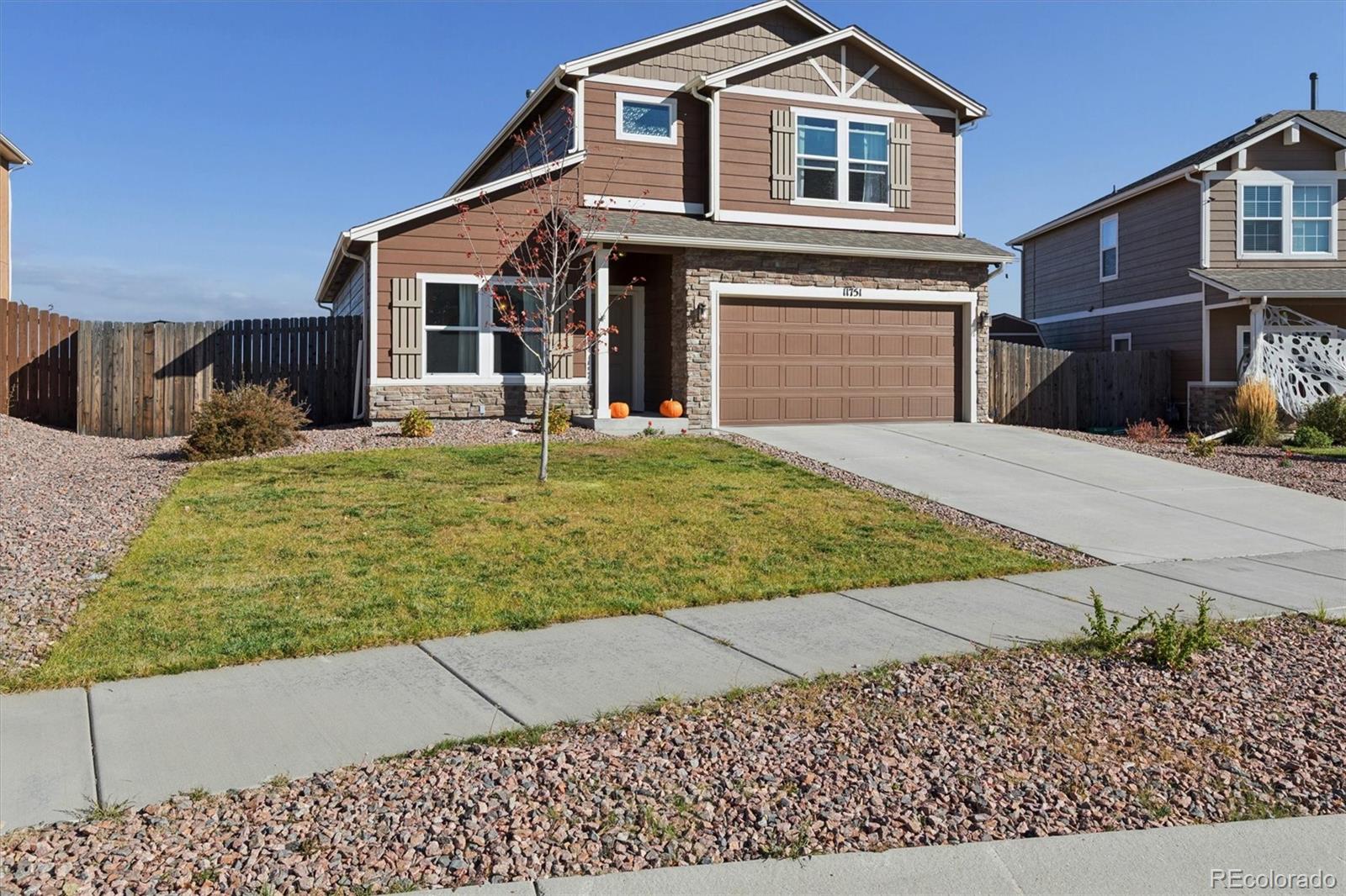  Peyton Home | MLS #: 529643111751  Sedge , Peyton Beds: 3 Baths: 3 Price: $445,000