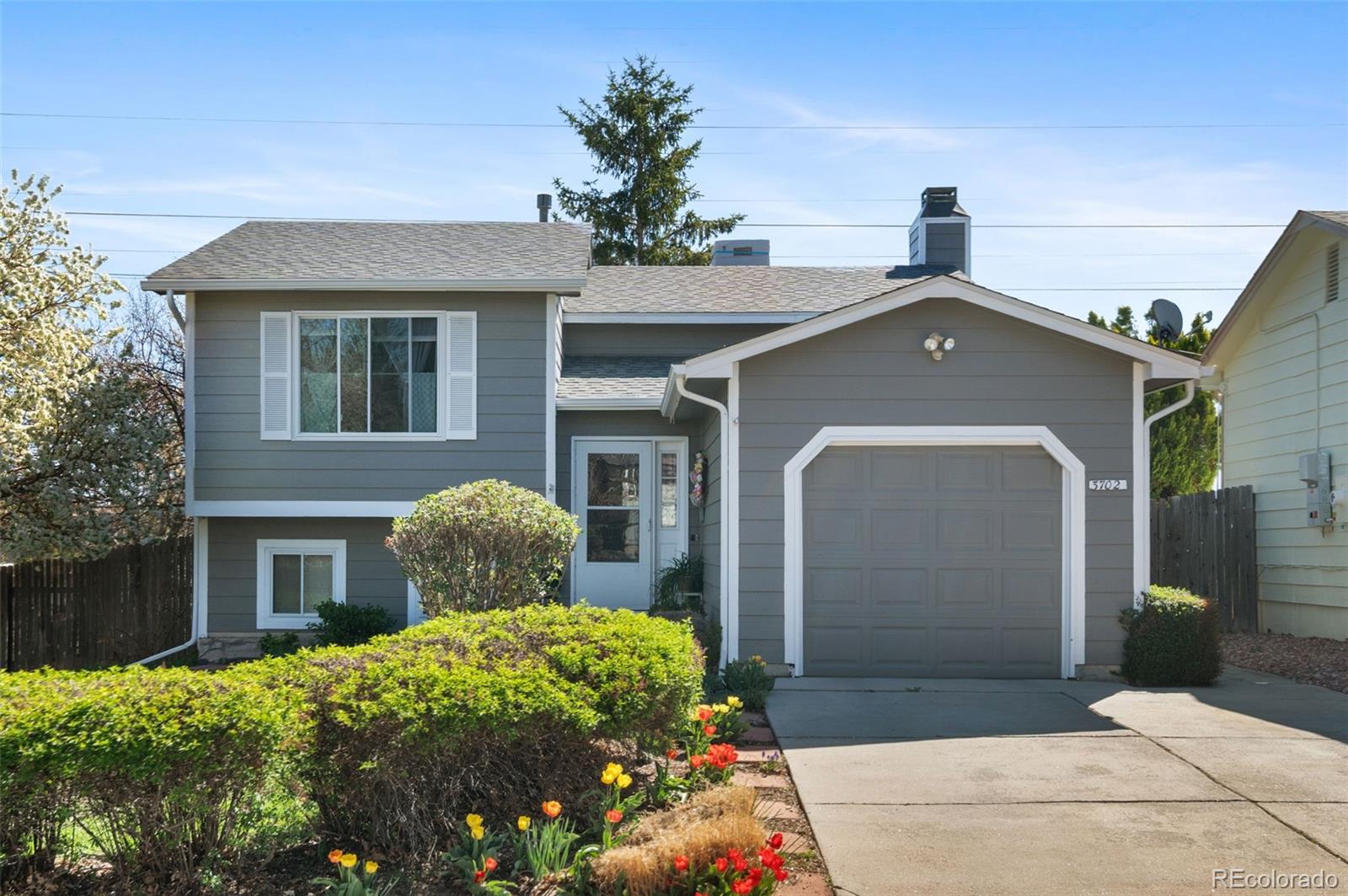 Hampden Hills Aurora Home | MLS #: 68715893702 S Halifax Street, Aurora Beds: 3 Baths: 2 Price: $425,000