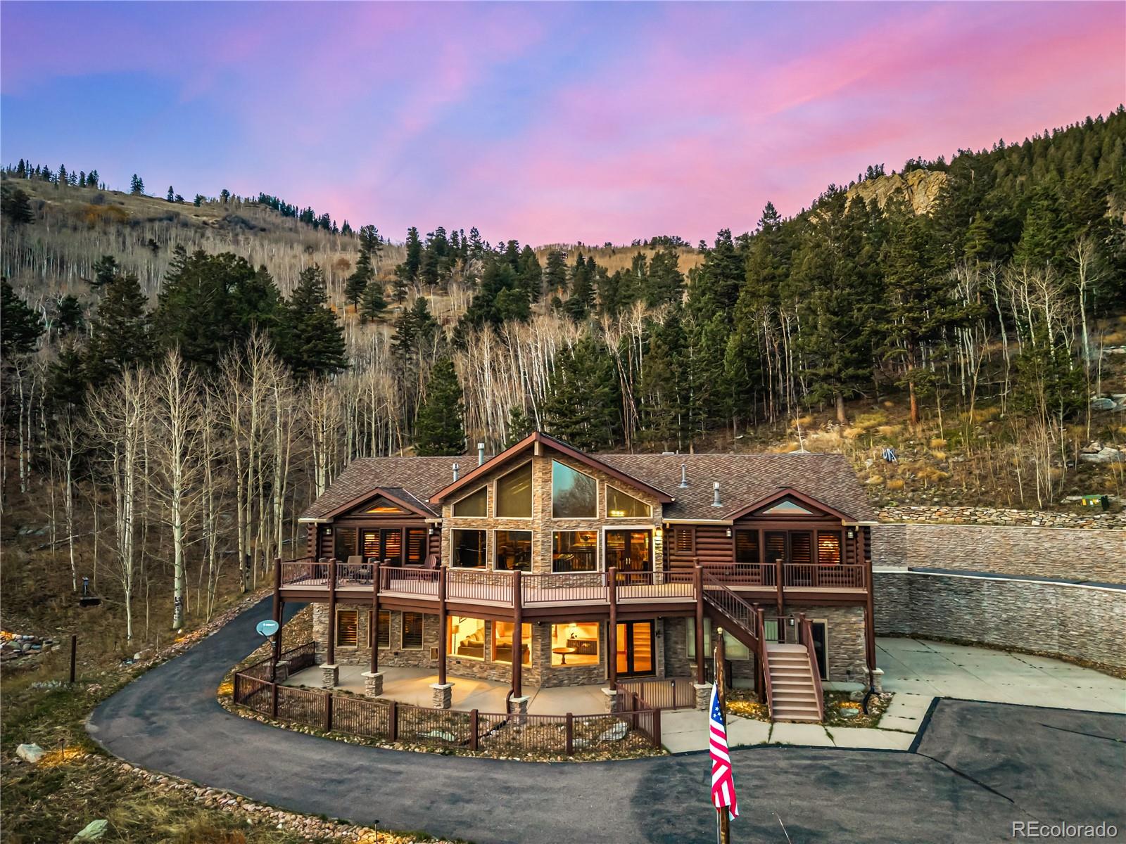 1553  robinson hill road, Golden sold home. Closed on 2026-04-21 for $1,550,000.