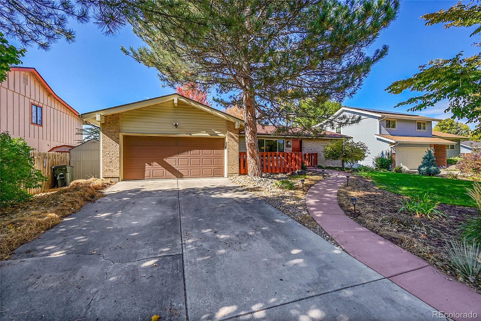 Village East Aurora Home | MLS #: 61607291377 S Oswego Court, Aurora Beds: 4 Baths: 3 Price: $545,000