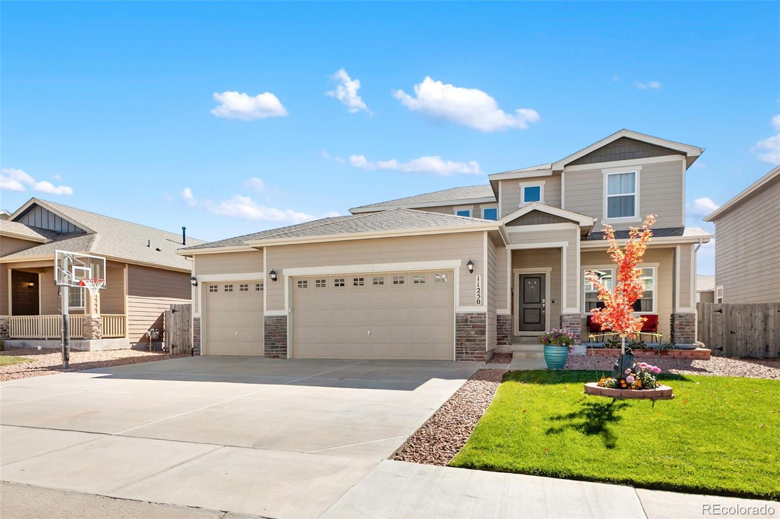  Peyton Home | MLS #: 642512211250  Scenic Brush Drive, Peyton Beds: 5 Baths: 4 Price: $575,000