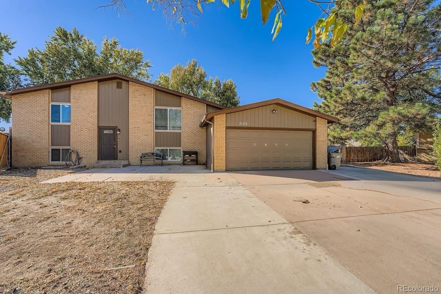 Meadowood Aurora Home | MLS #: 20494983155 S Norfolk Street, Aurora Beds: 5 Baths: 3 Price: $503,999