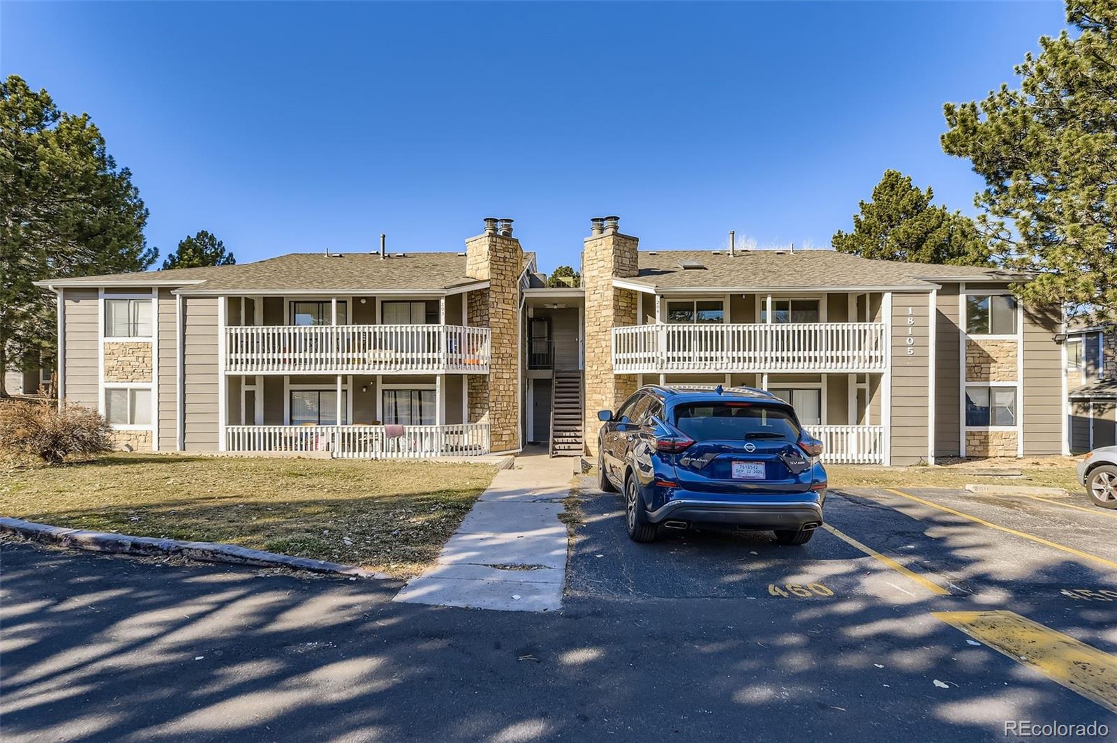 Robinwood Aurora Condo / Townhome | MLS #: 255344118105 E Ohio Avenue 204, Aurora Beds: 3 Baths: 2 Price: $249,900