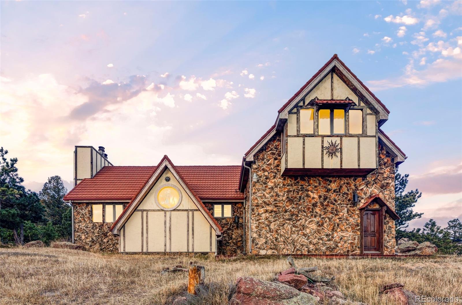 Blue Mountain Golden Home | MLS #: 29489229101  Eastridge Road, Golden Beds: 3 Baths: 3 Price: $1,000,000