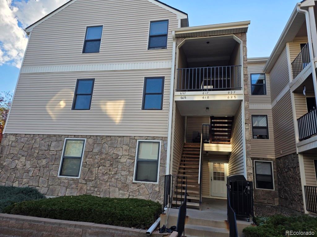 Stony Creek Littleton Condo / Townhome | MLS #: 74601606755 S Field Street 618, Littleton Beds: 2 Baths: 2 Price: $263,500