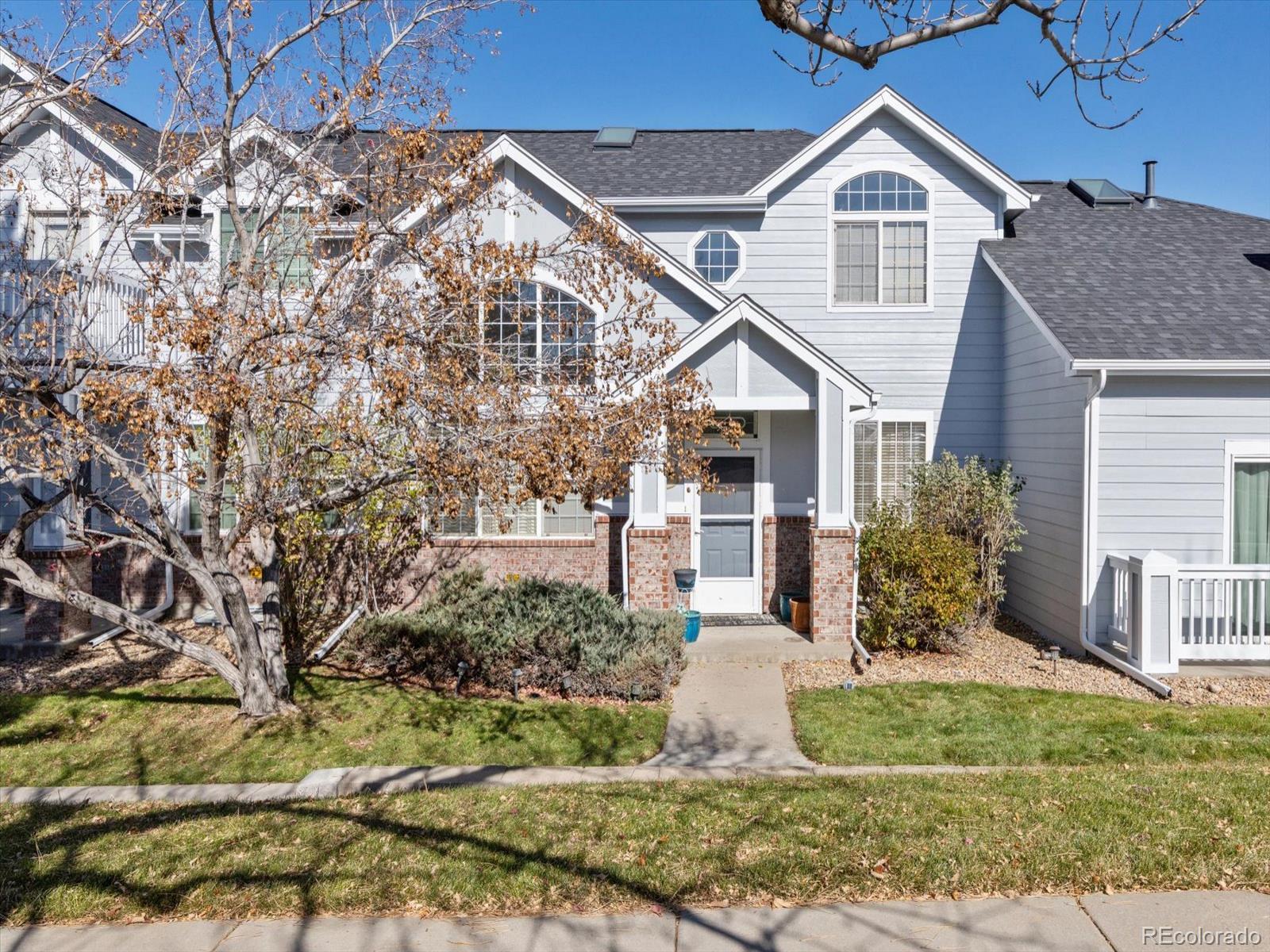 Tower Ridge Aurora Condo / Townhome | MLS #: 595498318483 E Colgate Circle , Aurora Beds: 2 Baths: 3 Price: $390,000