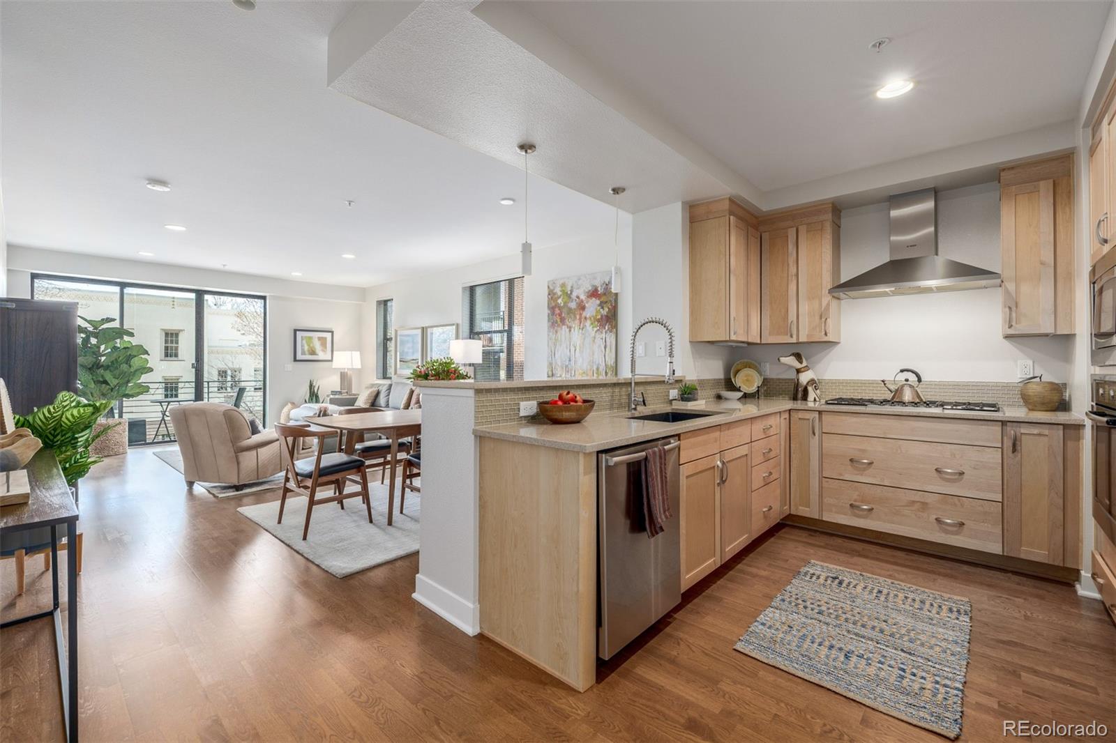 Washington Park Denver Condo / Townhome | MLS #: 4755796360 S Lafayette Street 303, Denver Beds: 2 Baths: 2 Price: $715,000