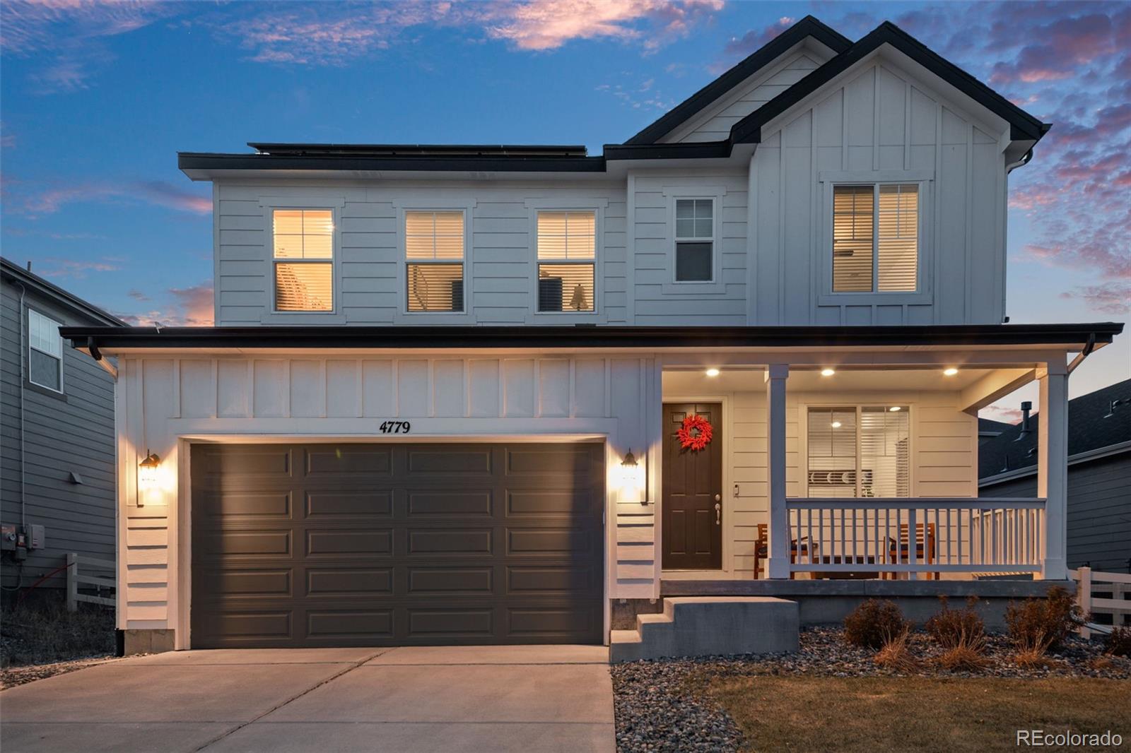 Crystal Valley Castle Rock Home | MLS #: 21537204779  Gray Wolf Lane, Castle Rock Beds: 3 Baths: 3 Price: $599,000