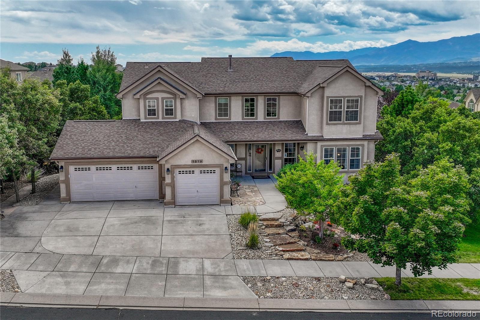 Stone Crossing At Middle Creek Colorado Springs Home | MLS #: 40456581519  Oakmont Drive, Colorado Springs Beds: 5 Baths: 4 Price: $850,000