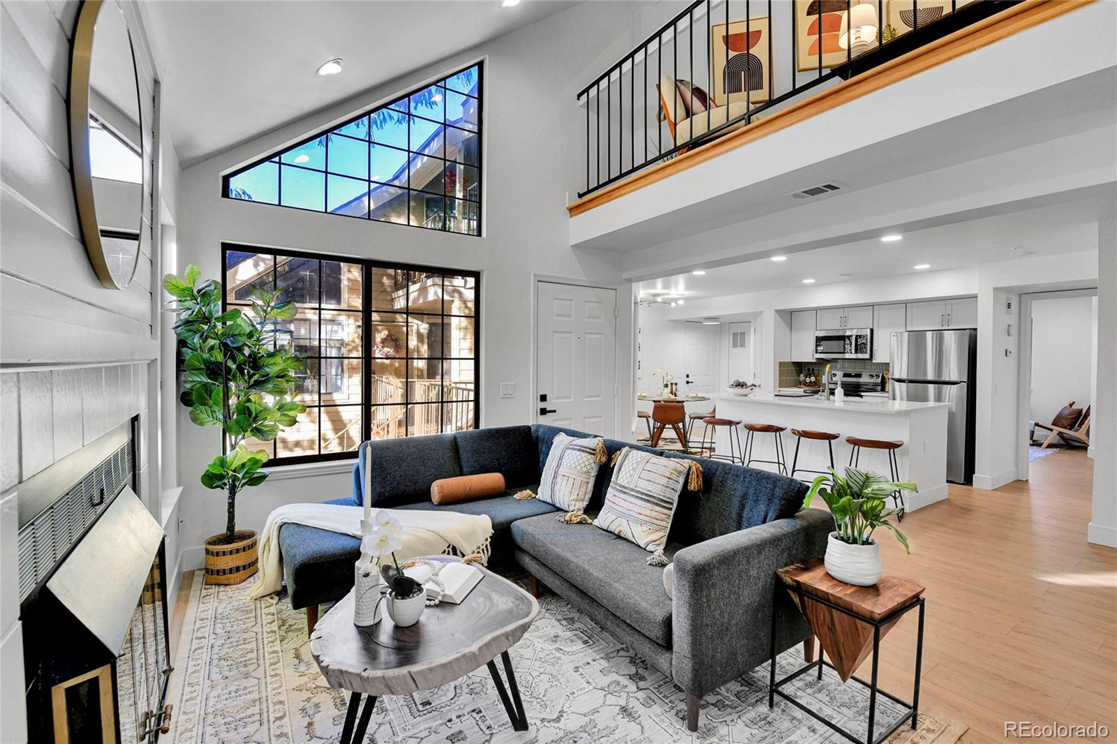 Cedar Pointe Denver Condo / Townhome | MLS #: 56298594878 E Kentucky Avenue E, Denver Beds: 1 Baths: 1 Price: $349,990
