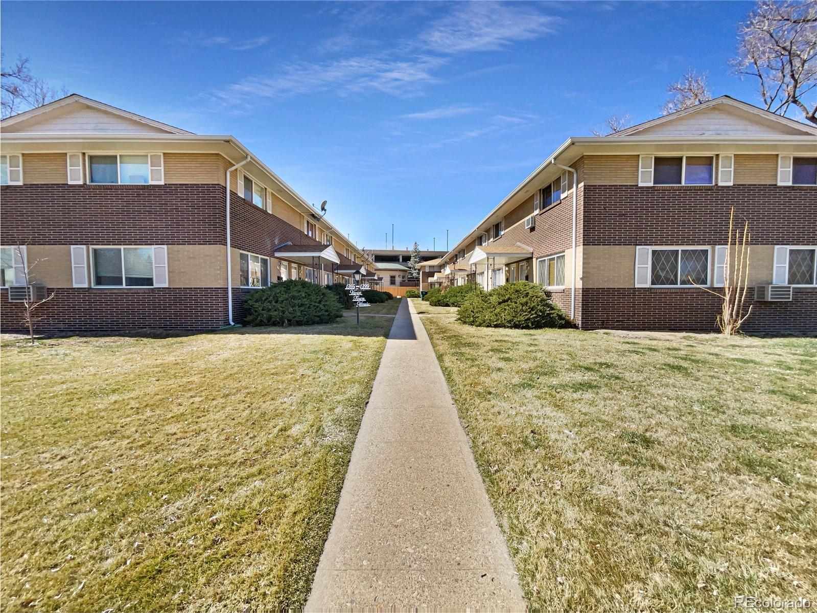  Lakewood Condo / Townhome | MLS #: 83178311391  Vance Street , Lakewood Beds: 2 Baths: 2 Price: $200,000