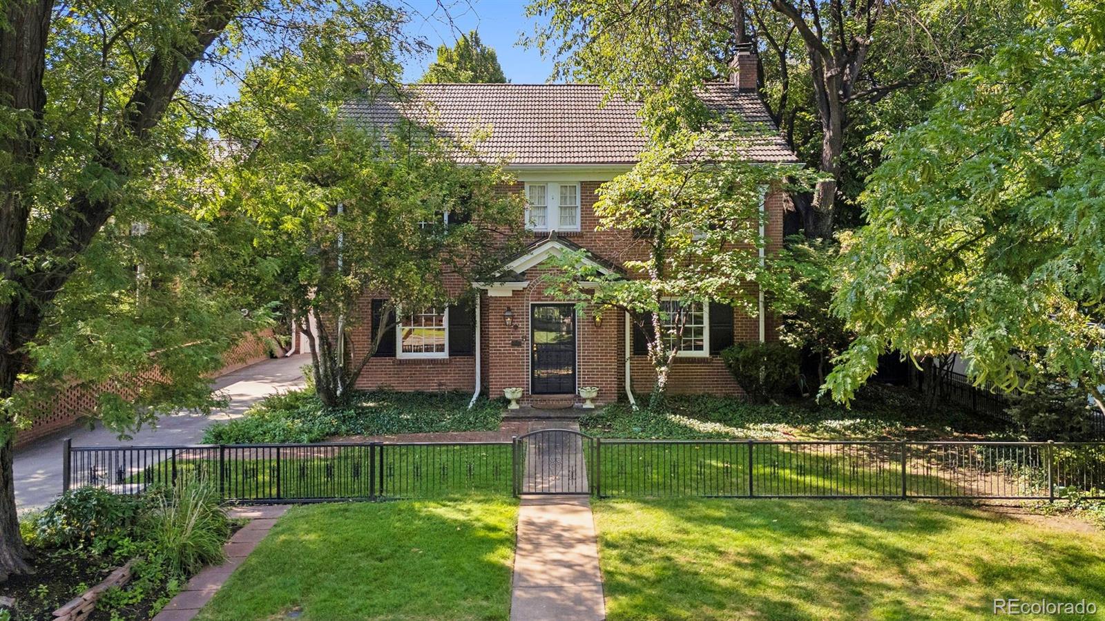 2230 e 4th avenue, Denver sold home. Closed on 2025-12-22 for $2,600,100.