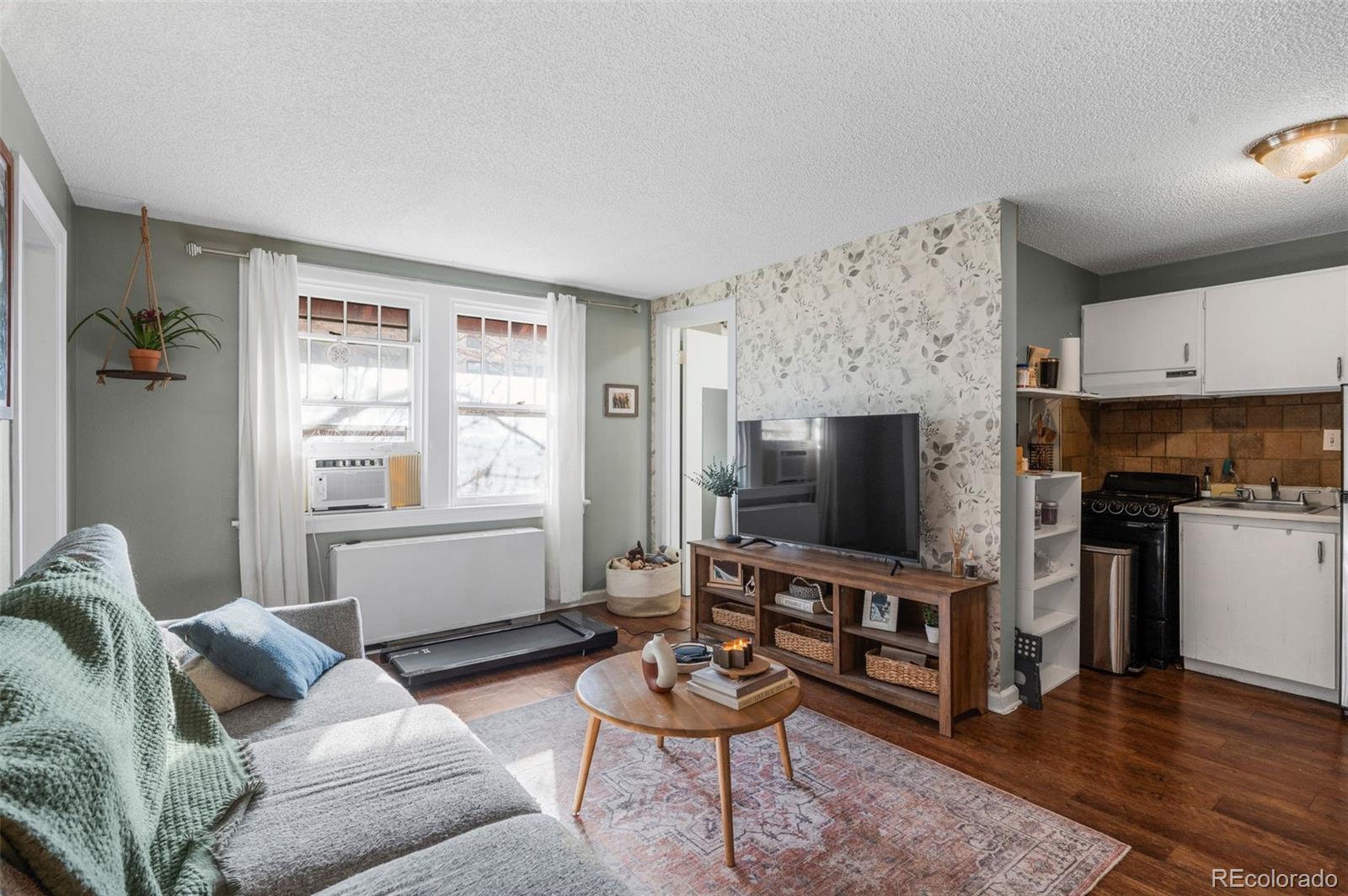 University Park Denver Condo / Townhome | MLS #: 99384412101 S Josephine Street 202, Denver Beds: 1 Baths: 1 Price: $155,000