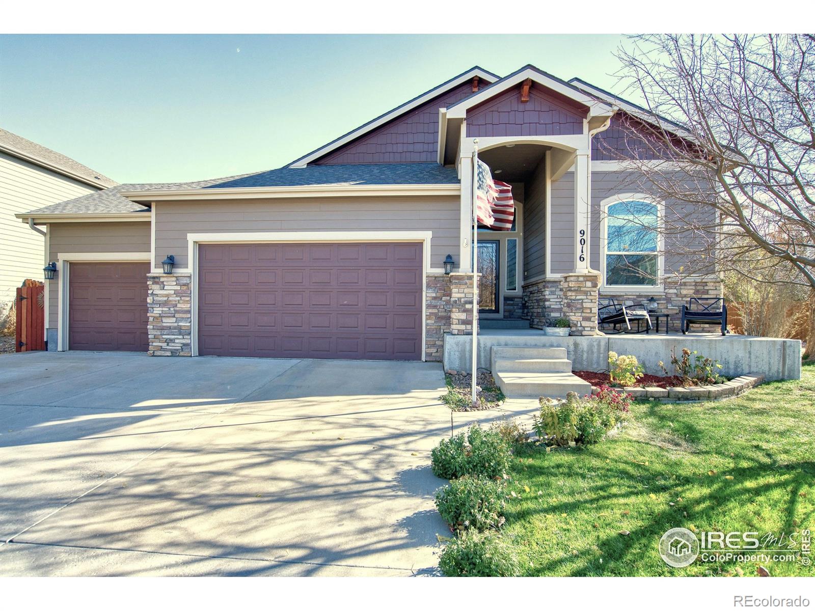  Frederick Home | MLS #: 45678910470469016  Harlequin Circle, Frederick Beds: 5 Baths: 3 Price: $639,900
