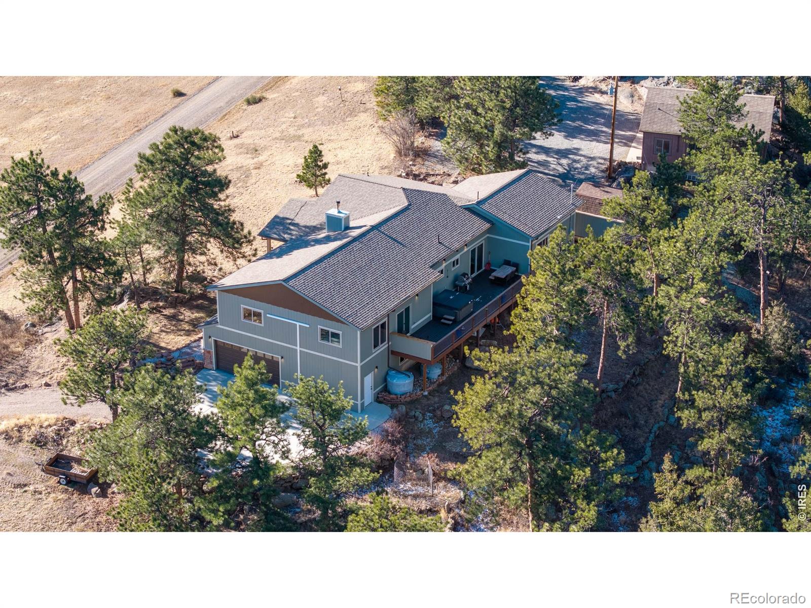  Lyons Home | MLS #: 4567891047136321  May Avenue, Lyons Beds: 3 Baths: 3 Price: $995,000