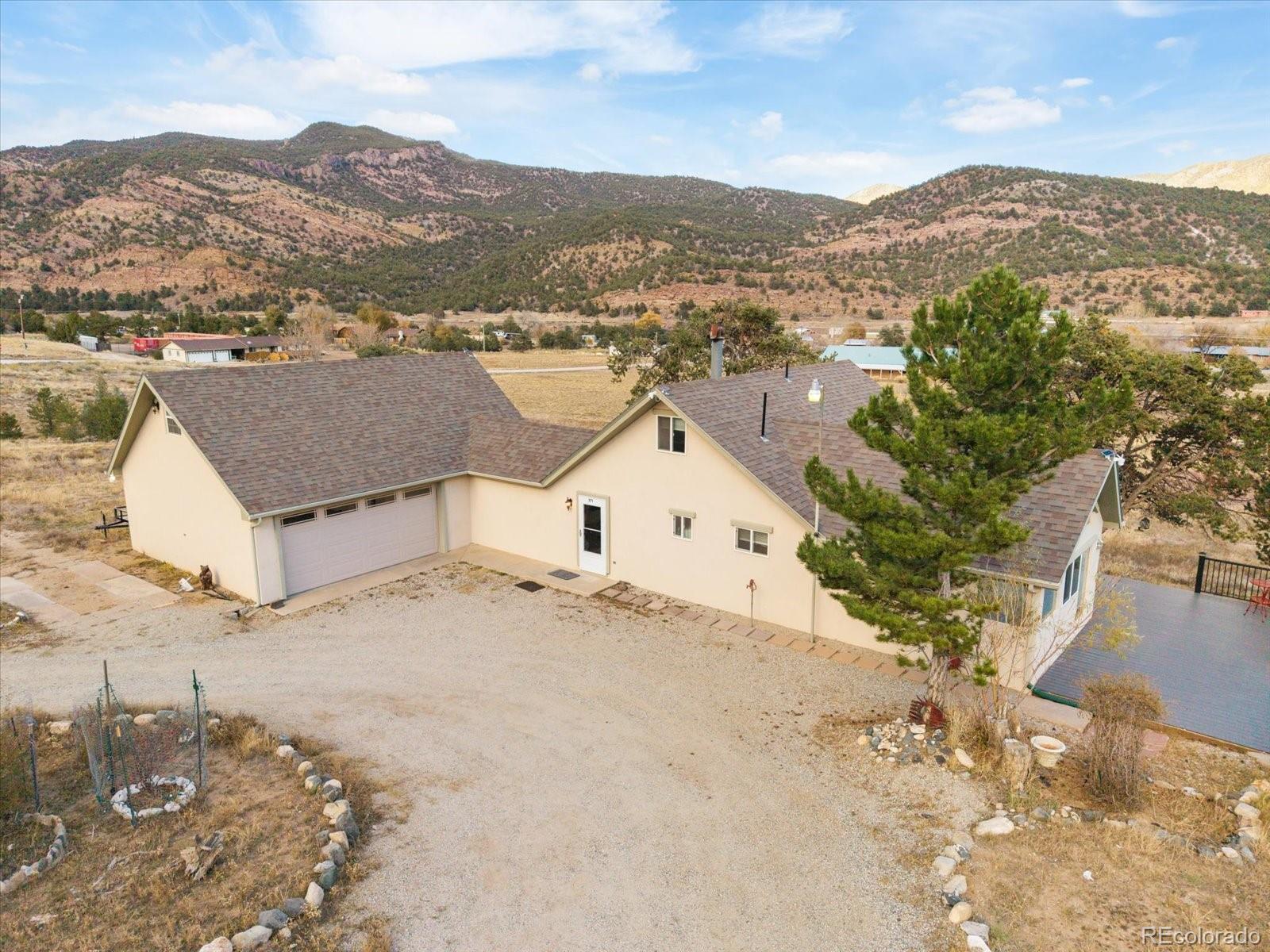 371 holiday hills drive, Howard sold home. Closed on 2026-02-27 for $572,000.