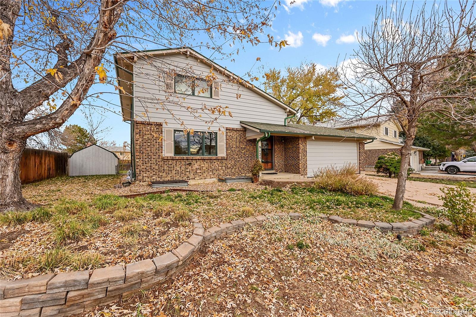 Melody Hills Littleton Home | MLS #: 47286819127 W Radcliffe Drive, Littleton Beds: 6 Baths: 4 Price: $575,000