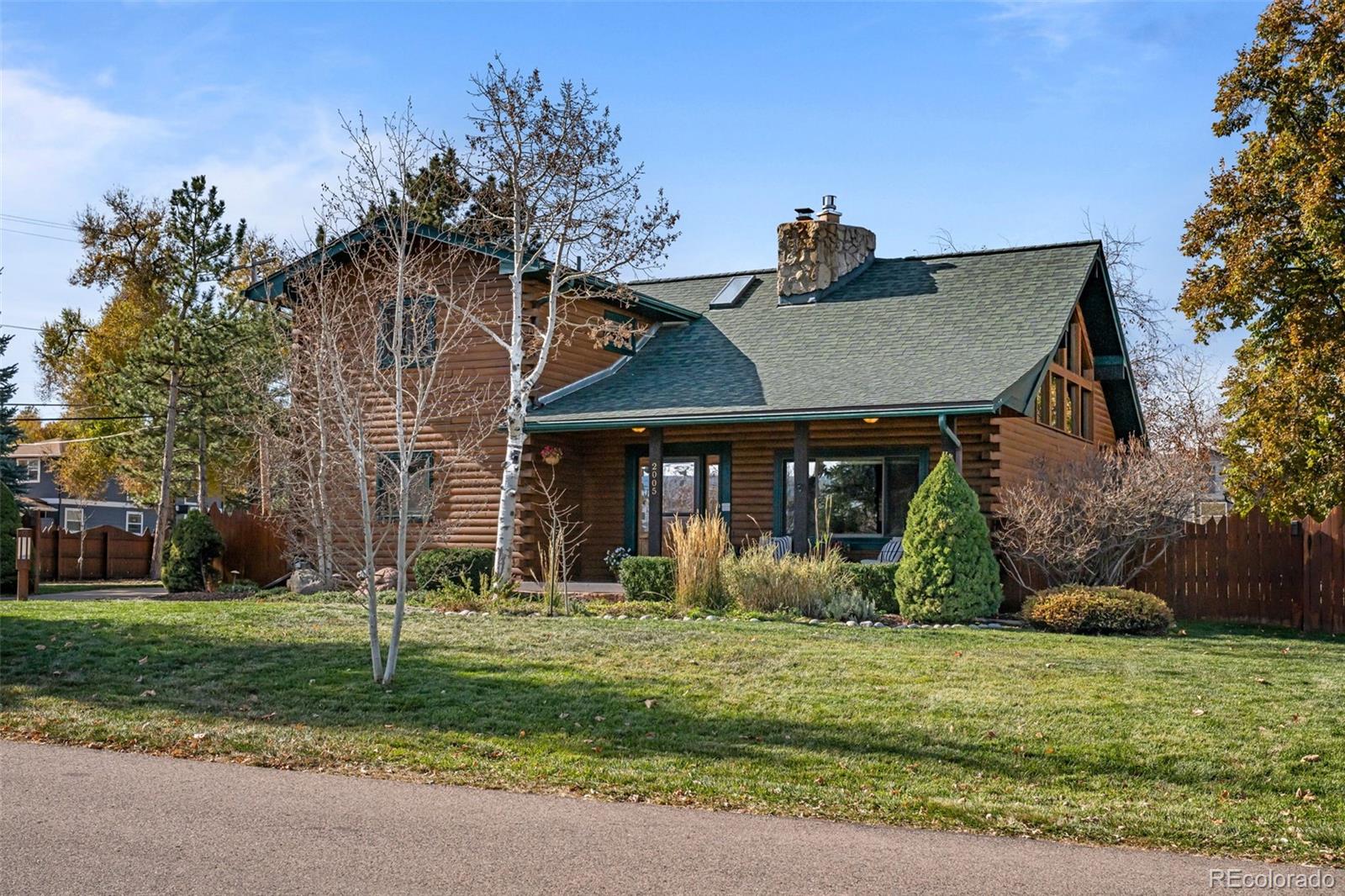 Applewood Lakewood Home | MLS #: 97551402005  Applewood Drive, Lakewood Beds: 4 Baths: 3 Price: $899,500