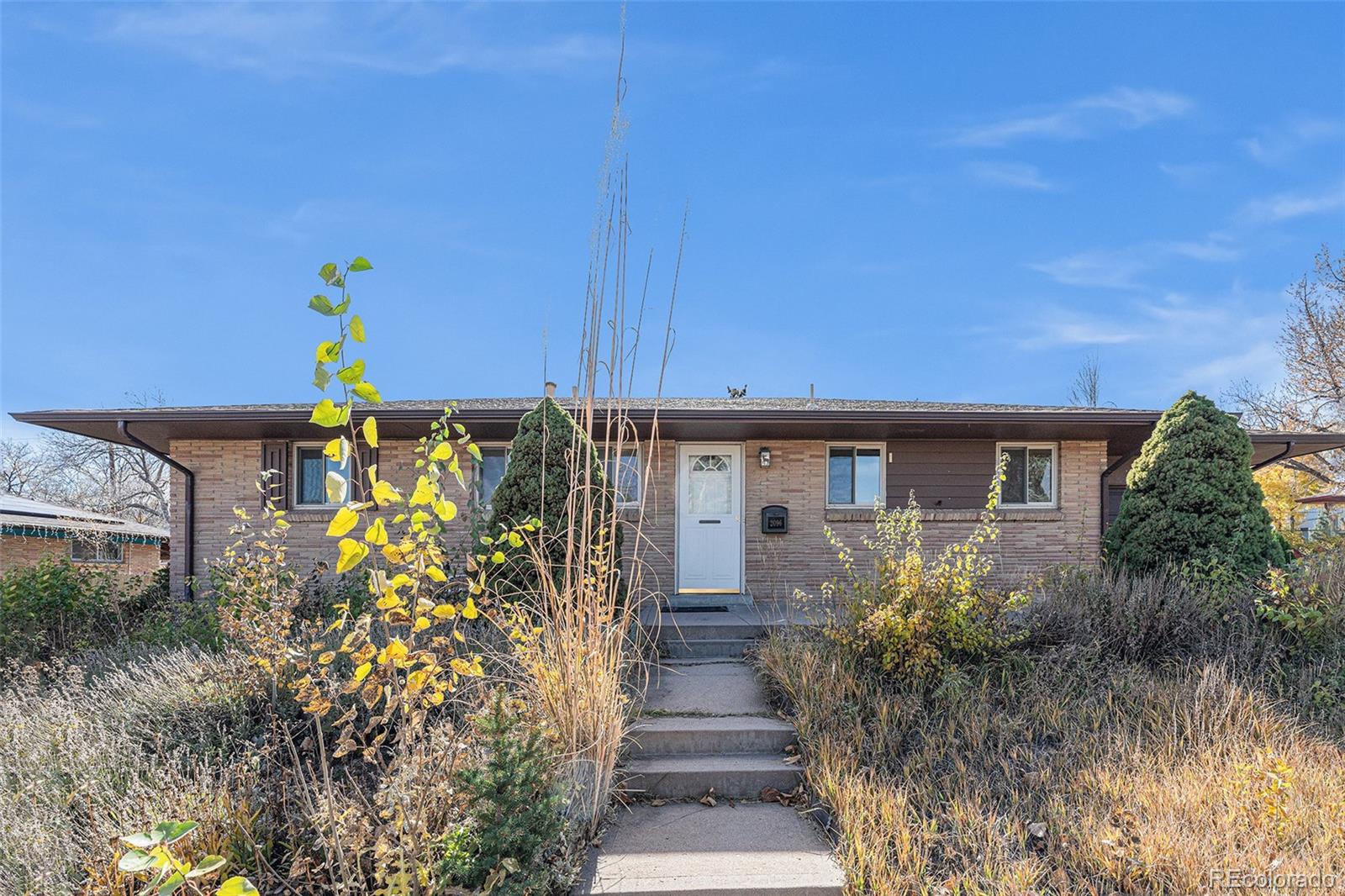 2096 e mineral avenue, Centennial sold home. Closed on 2026-02-12 for $530,000.