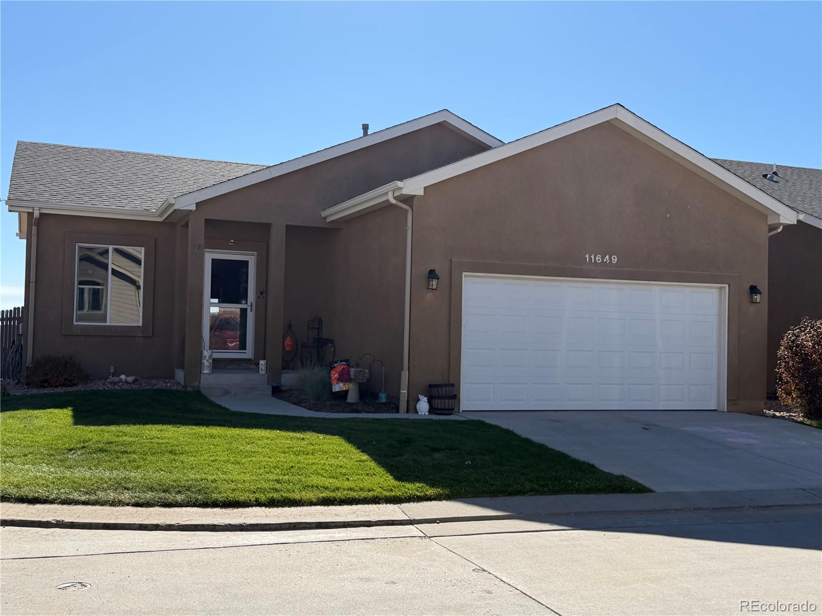 Peyton Home | MLS #: 714852511649  Shaolin Grove, Peyton Beds: 3 Baths: 3 Price: $335,000