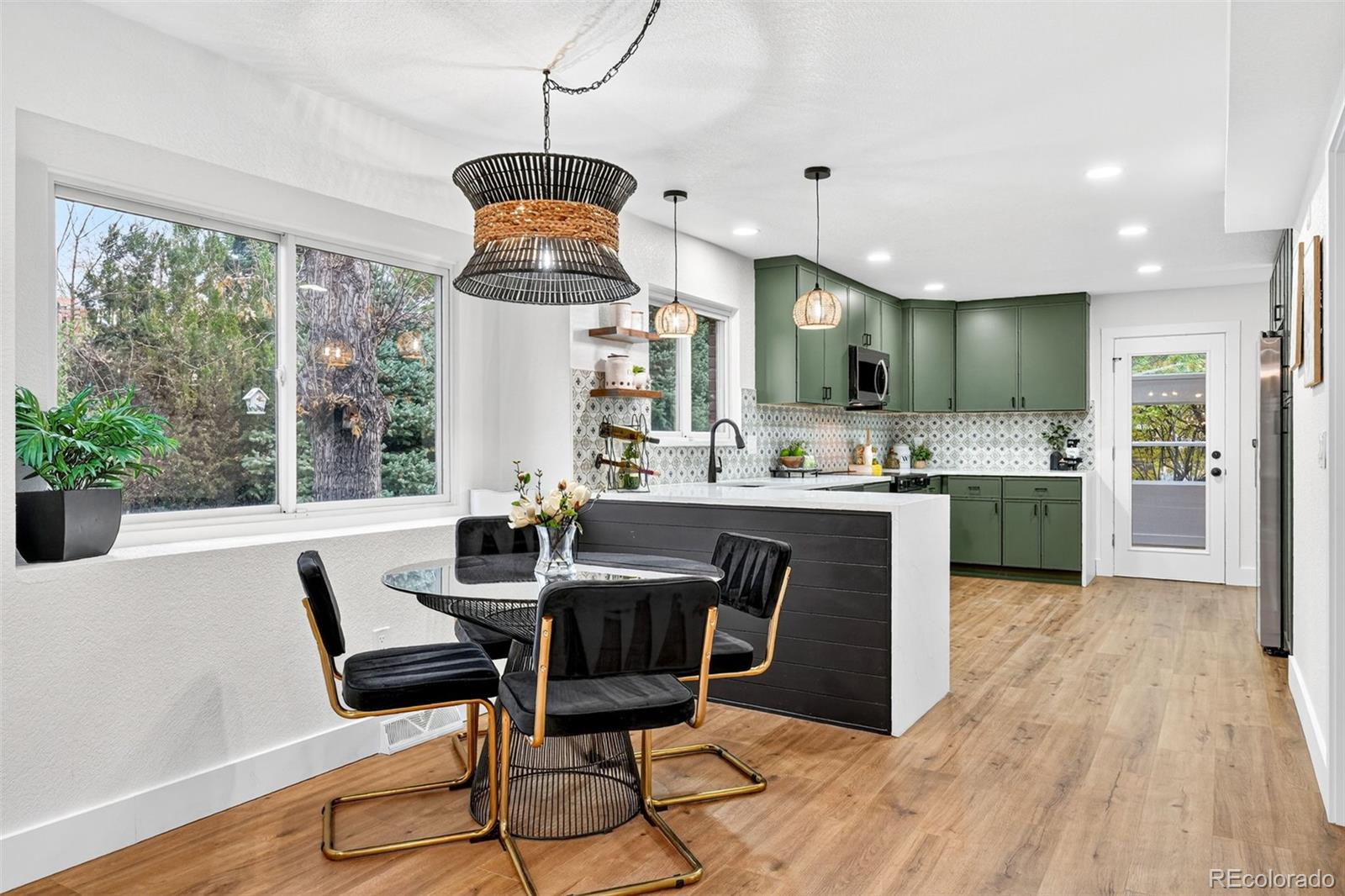 2434 s kirkwood court, Denver sold home. Closed on 2026-01-16 for $914,000.