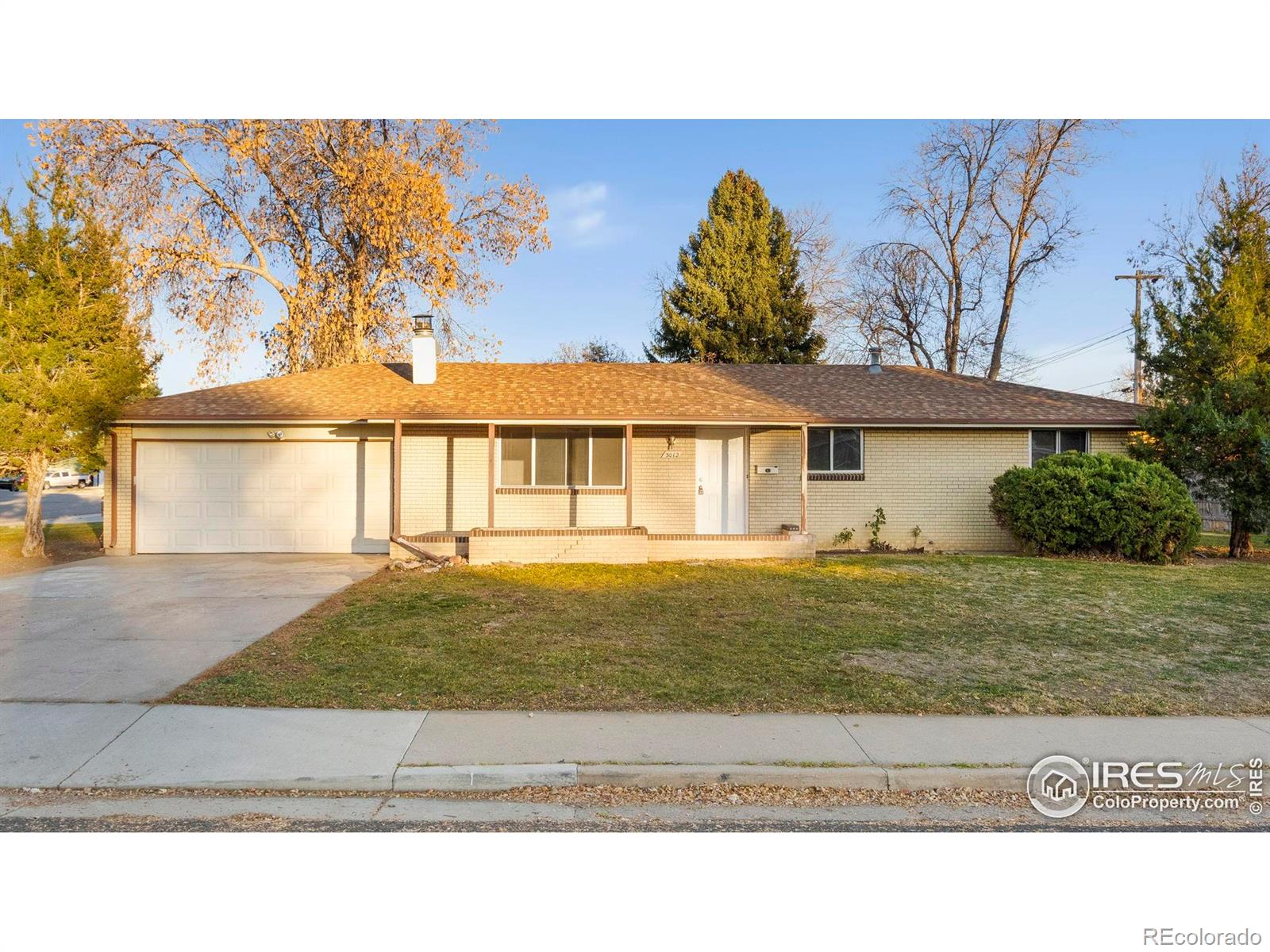 Sunset Acres Loveland Home | MLS #: 45678910473653012 N Sheridan Avenue, Loveland Beds: 3 Baths: 2 Price: $295,000