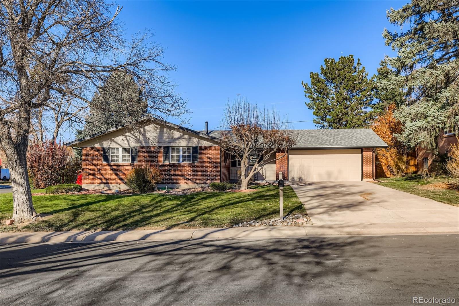 Aurora Hills Aurora Home | MLS #: 454124211759 E Alaska Avenue, Aurora Beds: 6 Baths: 2 Price: $575,000