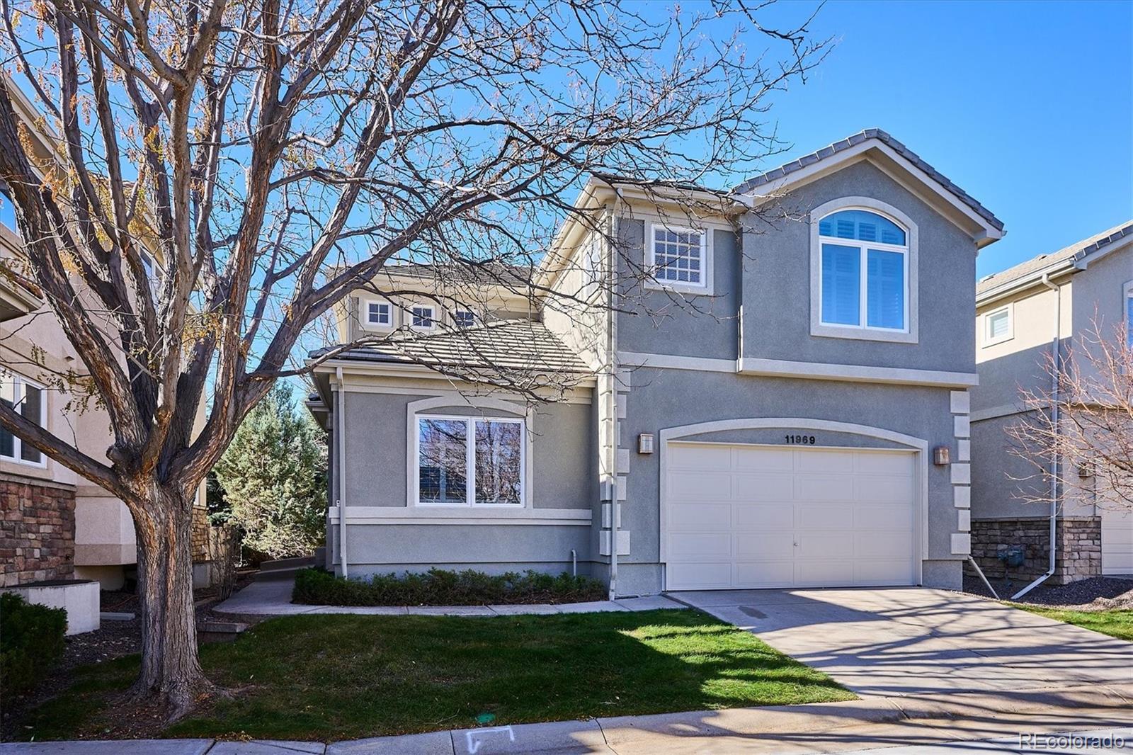  Greenwood Village Home | MLS #: 560362311969 E Lake Circle, Greenwood Village Beds: 3 Baths: 4 Price: $740,000