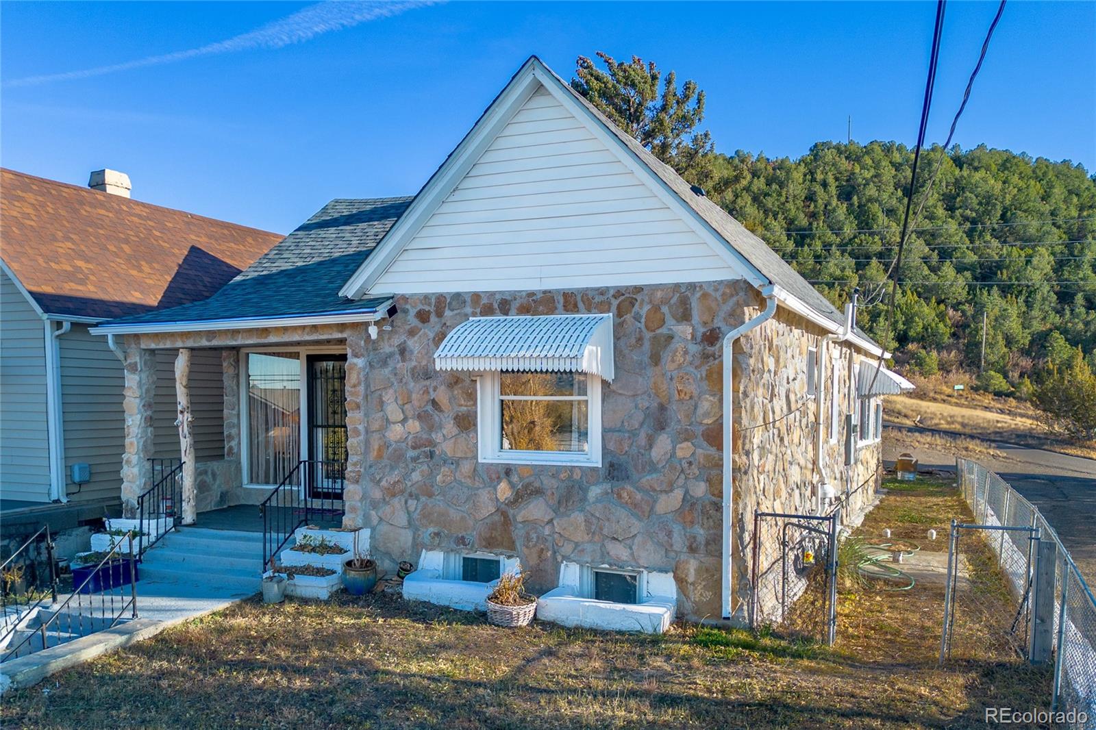 1 hough lane, Trinidad sold home. Closed on 2026-05-29 for $255,000.