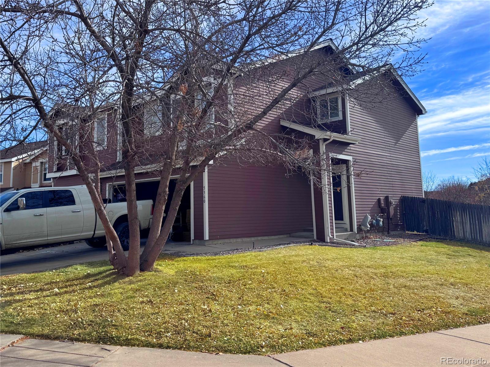 5360 s picadilly court, Aurora sold home. Closed on 2025-12-18 for $419,000.