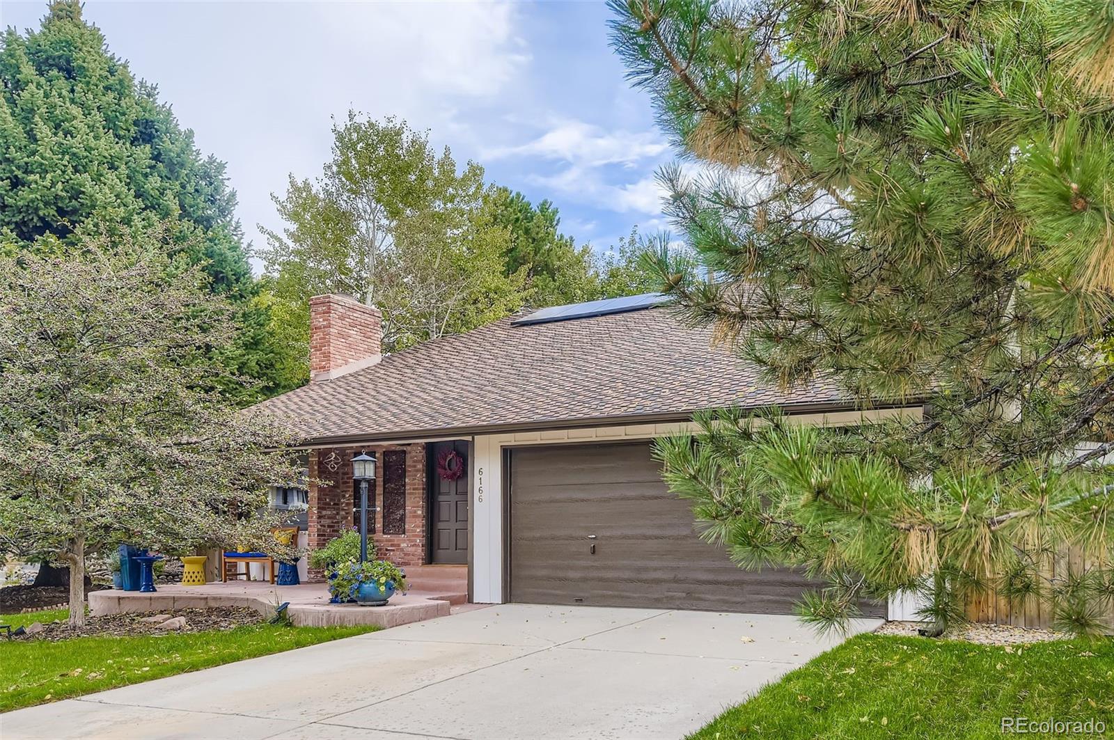 Foxridge Centennial Home | MLS #: 35291206166 E Mineral Place, Centennial Beds: 4 Baths: 3 Price: $720,000