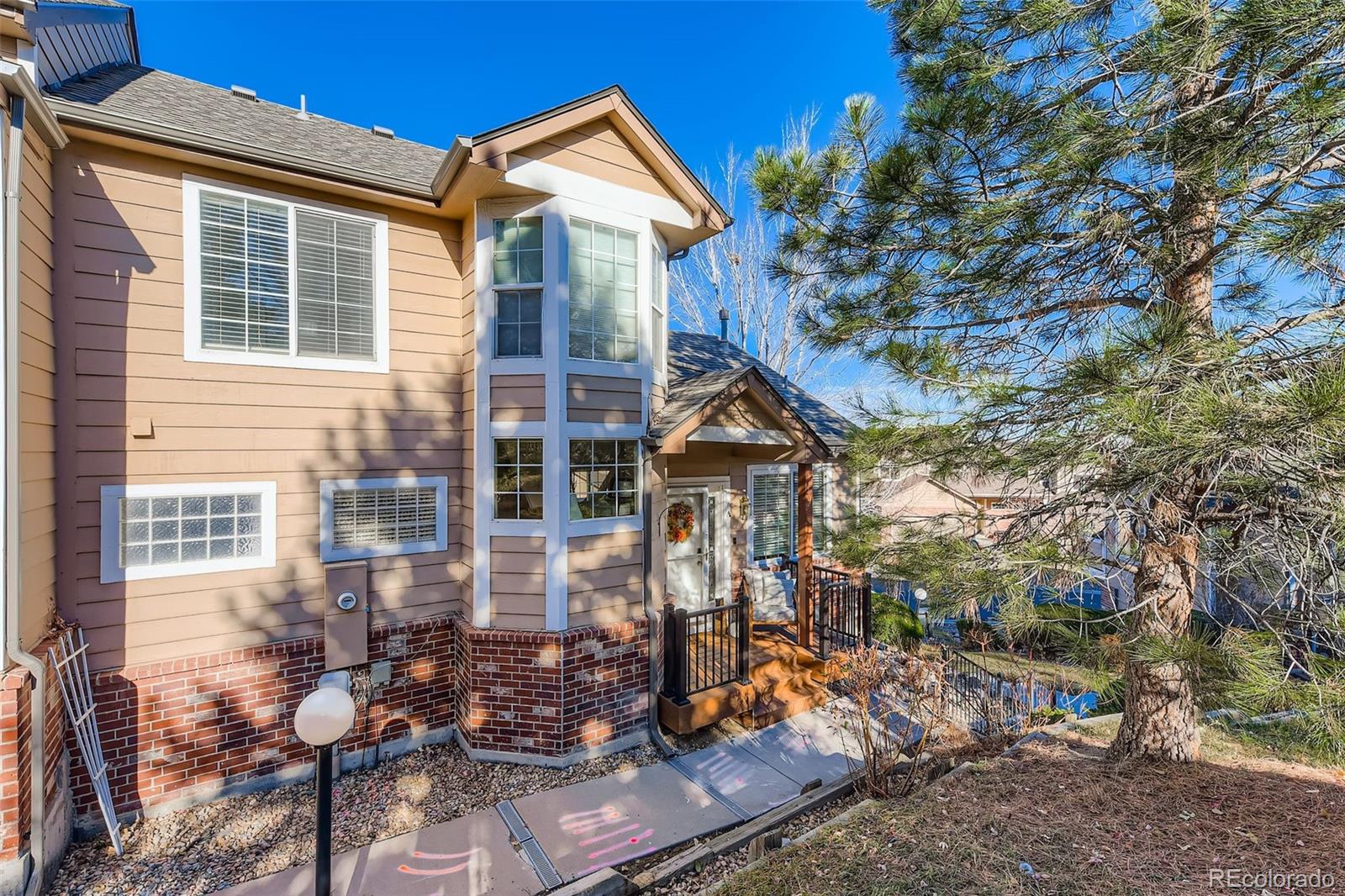 6835 s webster street, Littleton sold home. Closed on 2026-06-01 for $449,850.
