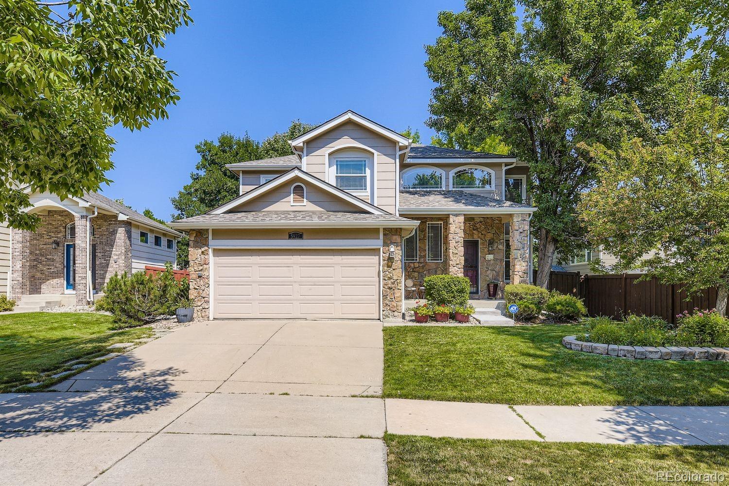 Grant Ranch Littleton Home | MLS #: 34580925927 W Berry Avenue, Littleton Beds: 3 Baths: 4 Price: $710,000