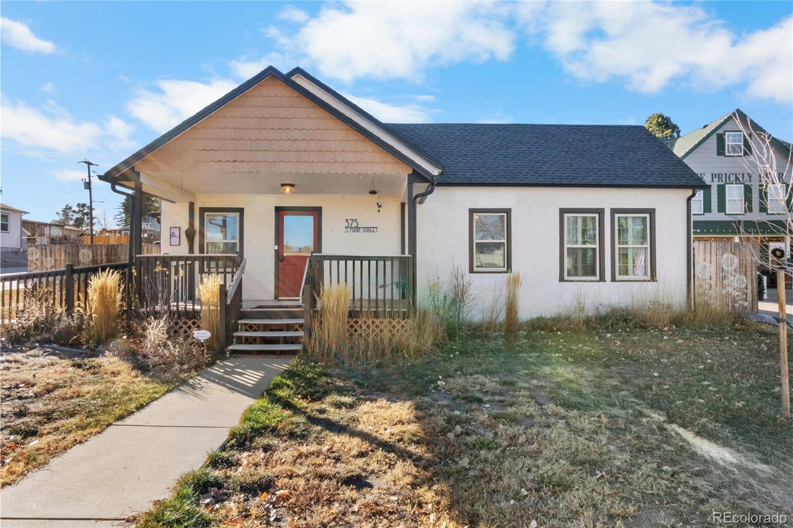  Elizabeth Home | MLS #: 2339317375 S Main Street, Elizabeth Beds: 3 Baths: 2 Price: $514,900