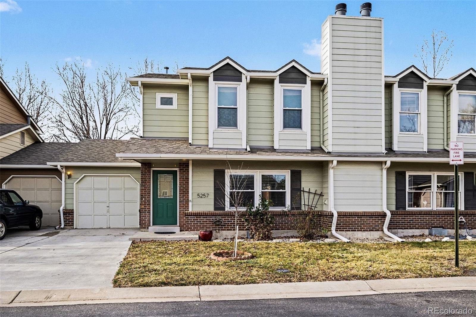  Arvada Condo / Townhome | MLS #: 89545575257  Estes Circle , Arvada Beds: 3 Baths: 2 Price: $399,000