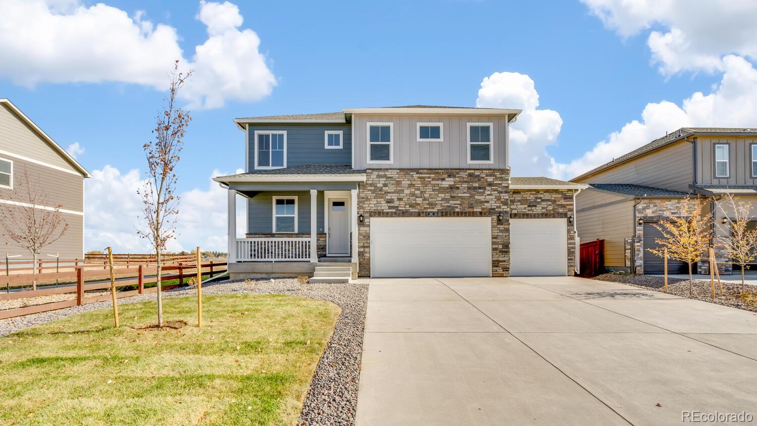 Timberleaf Thornton Home | MLS #: 90371648684 E 132nd Place, Thornton Beds: 4 Baths: 3 Price: $689,900