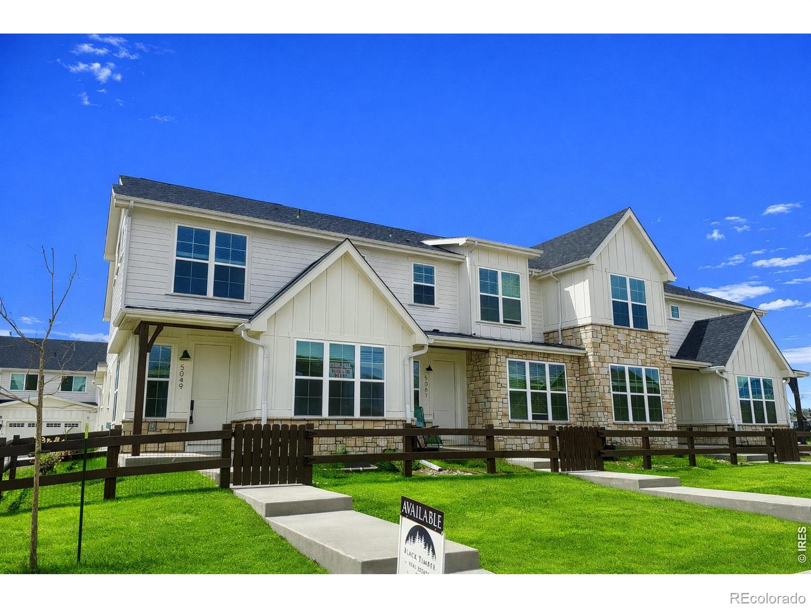 Eagle Brook Meadows Loveland Home | MLS #: 45678910479425049  Avon Avenue, Loveland Beds: 3 Baths: 3 Price: $475,000