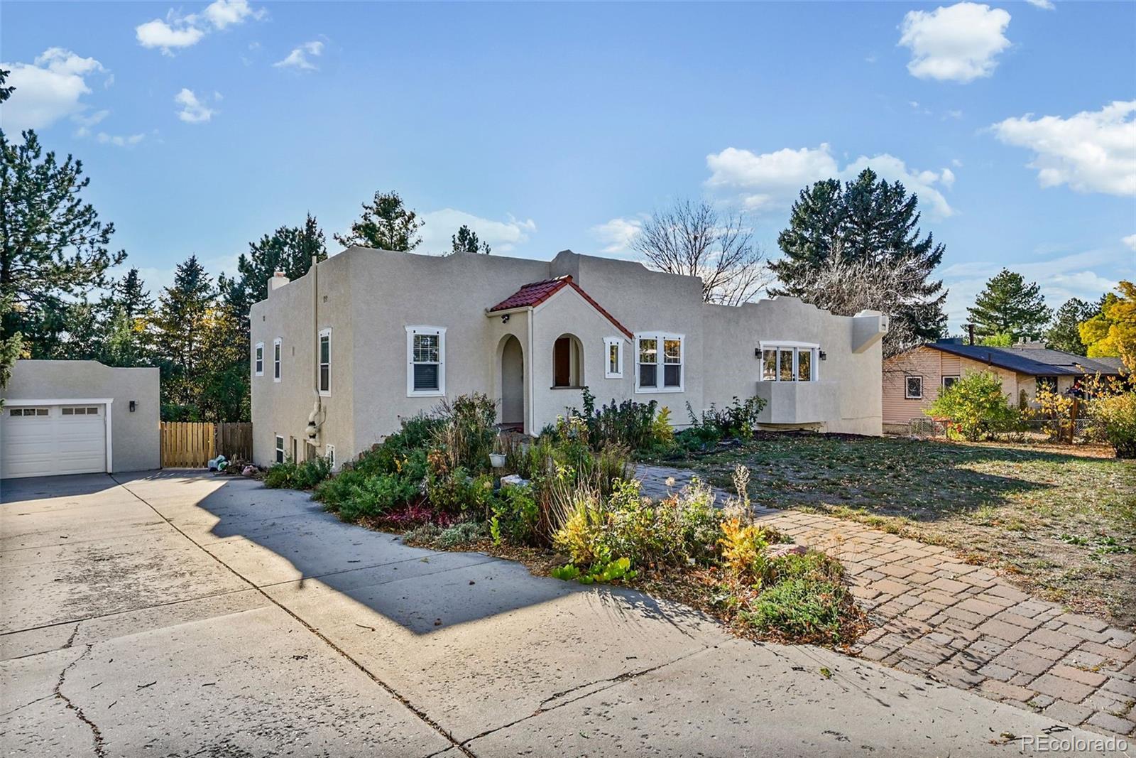  Littleton Home | MLS #: 98103442002 W Ridge Road, Littleton Beds: 5 Baths: 3 Price: $839,000