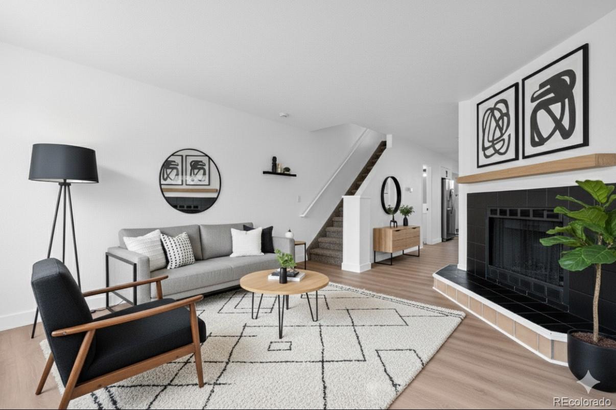 Plaza Del Lago Lakewood Condo / Townhome | MLS #: 72166901915  Newland Court , Lakewood Beds: 2 Baths: 2 Price: $349,900